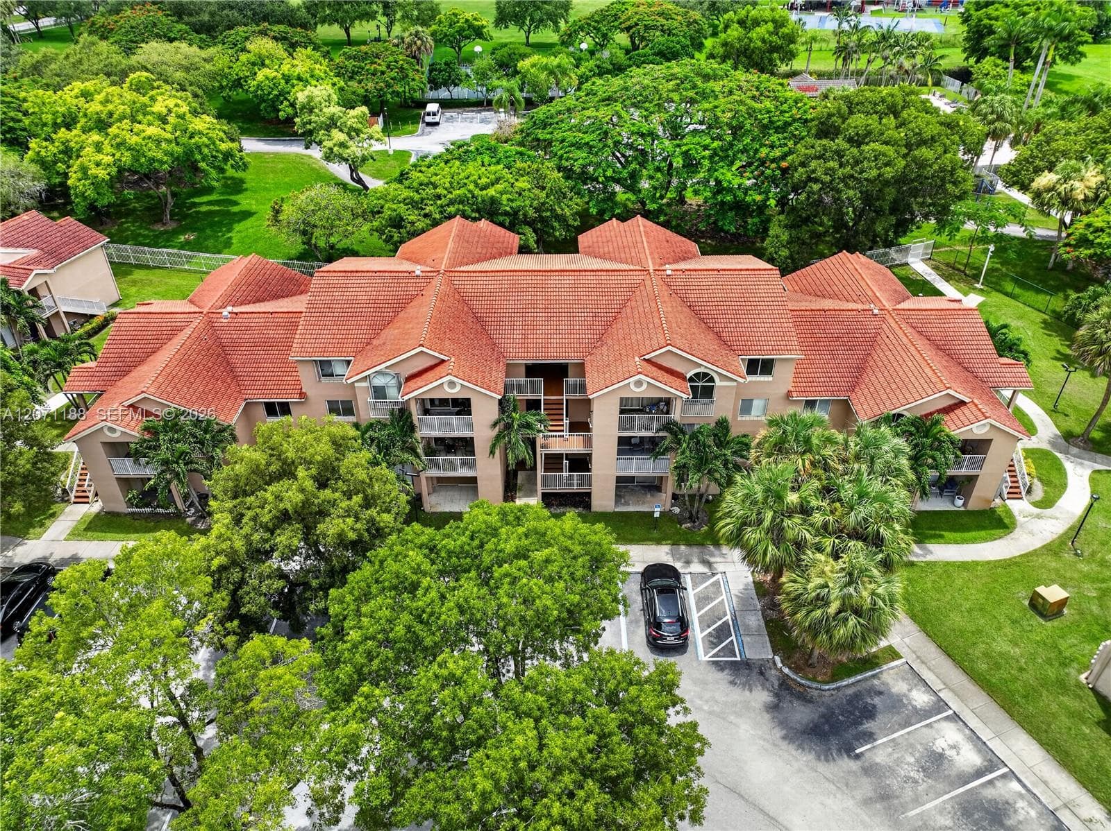 ROYAL PALM PLACE · #104 in Miami - Photo 43