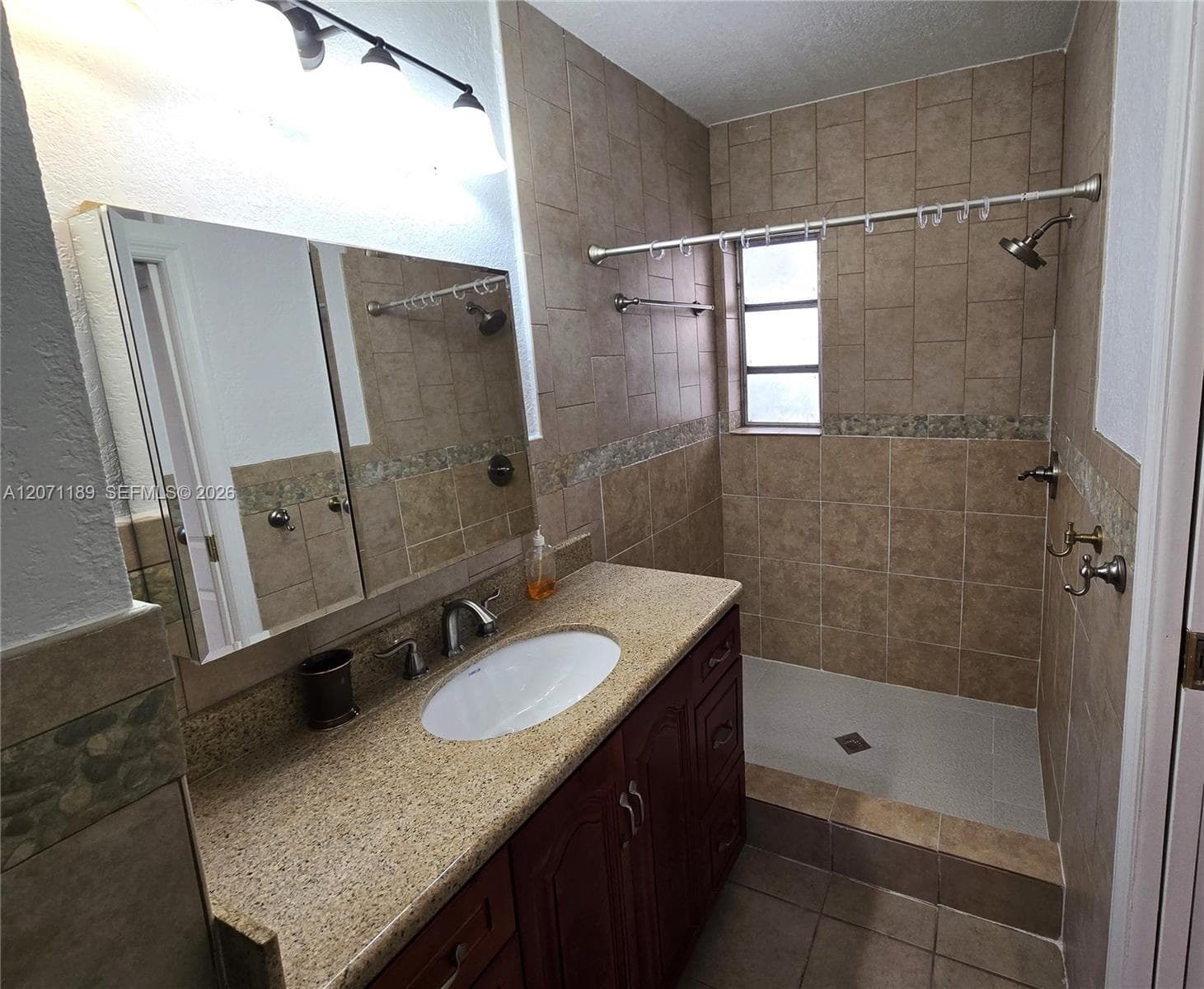 1855 SW 16th Ter photo 13