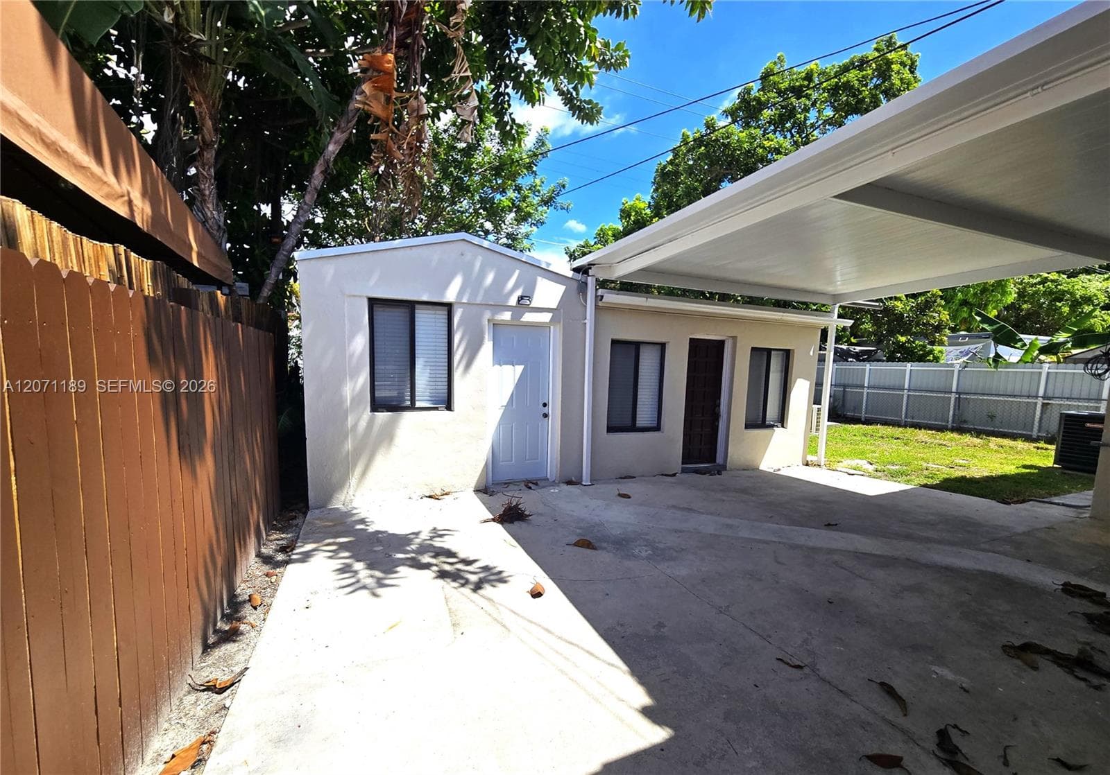 1855 SW 16th Ter photo 17