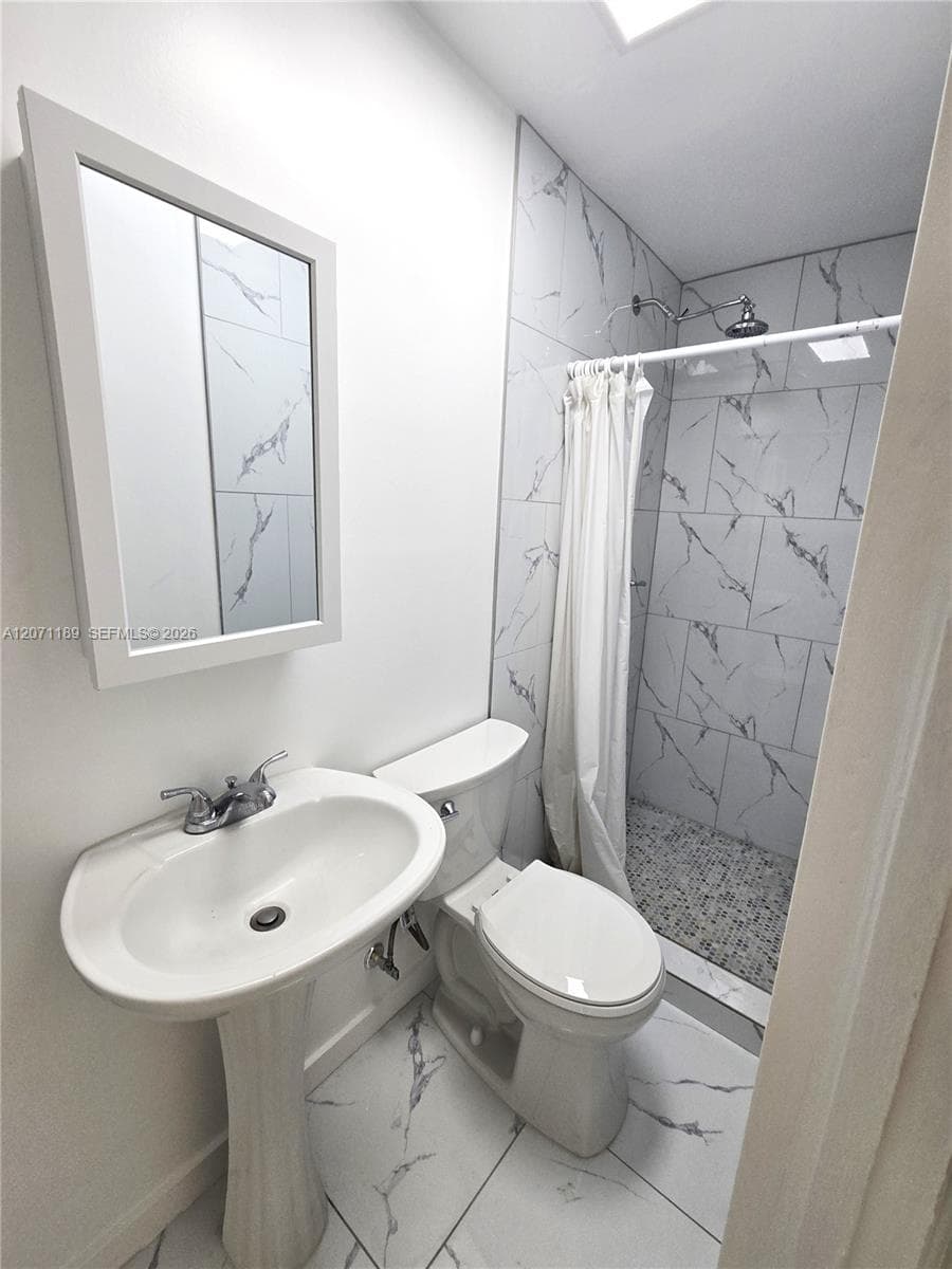 1855 SW 16th Ter photo 22