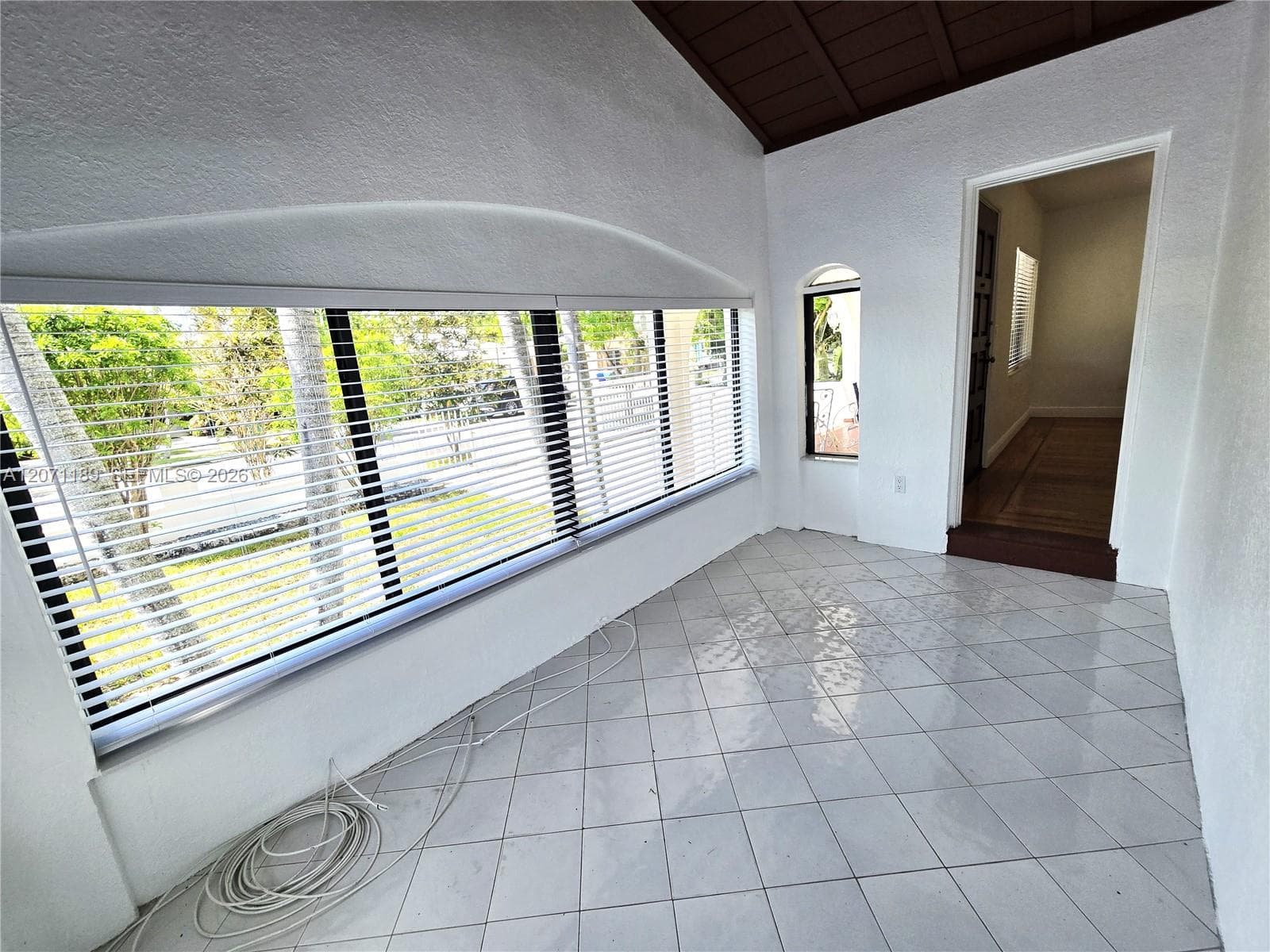 1855 SW 16th Ter photo 7