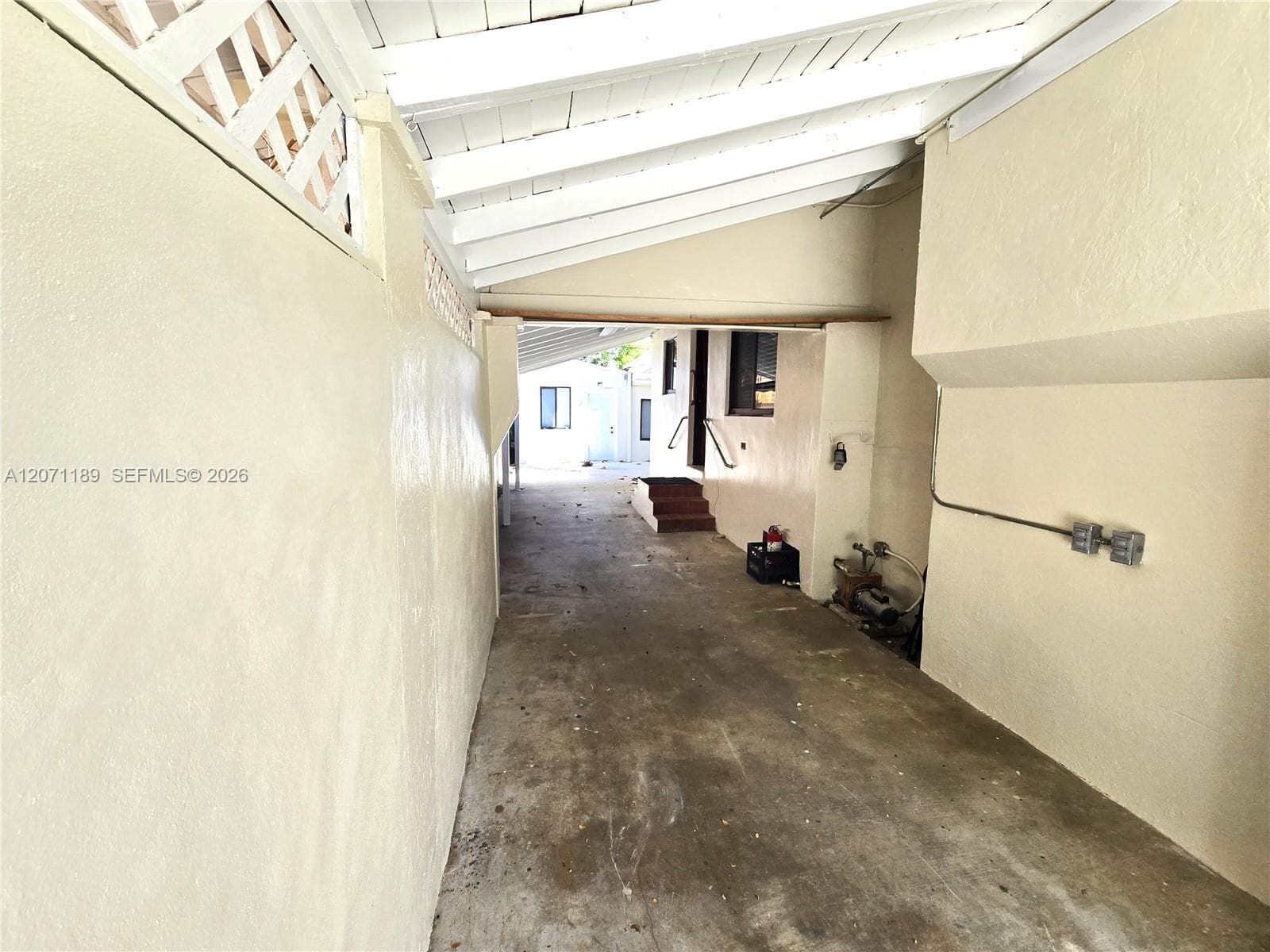 1855 SW 16th Ter photo 15