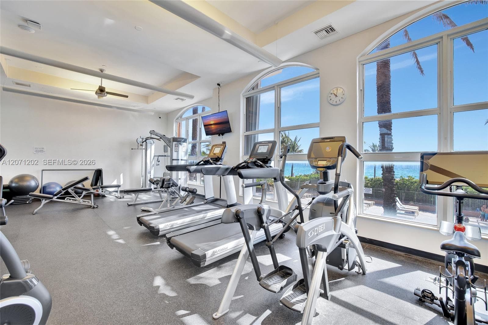 2080 OCEAN DRIVE CONDO · #1102 in Hallandale Beach - Photo 38