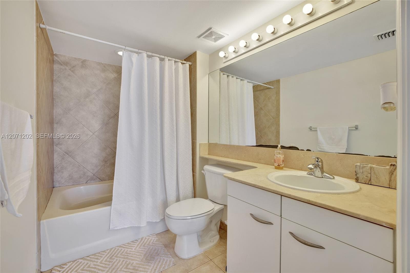 2080 OCEAN DRIVE CONDO · #1102 in Hallandale Beach - Photo 18