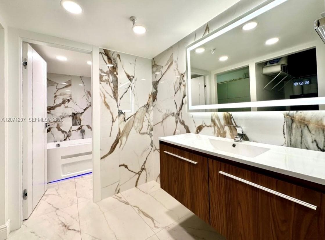 CEDAR GLENN · #205E in Miami - Photo 23