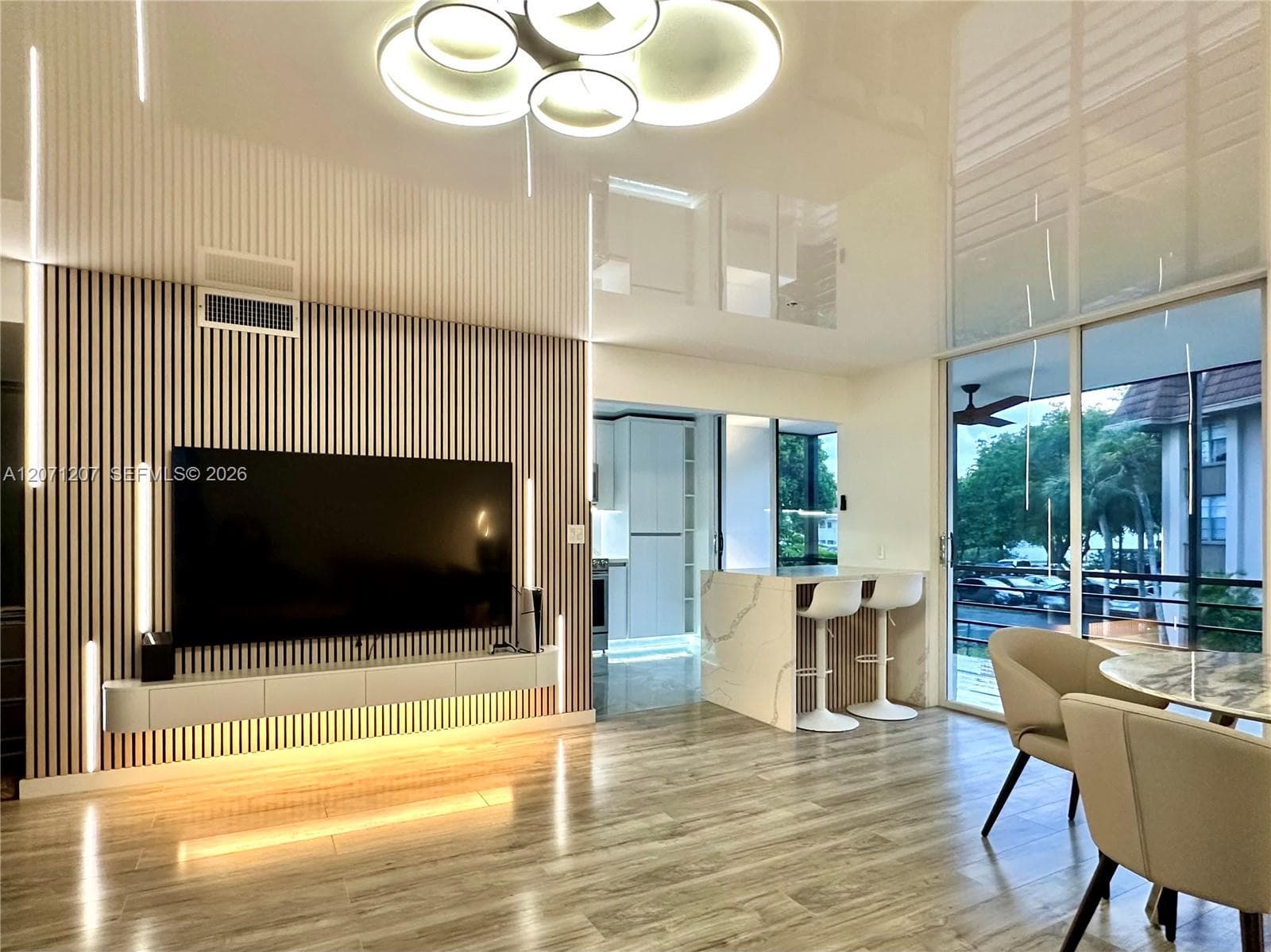 CEDAR GLENN · #205E in Miami - Photo 1