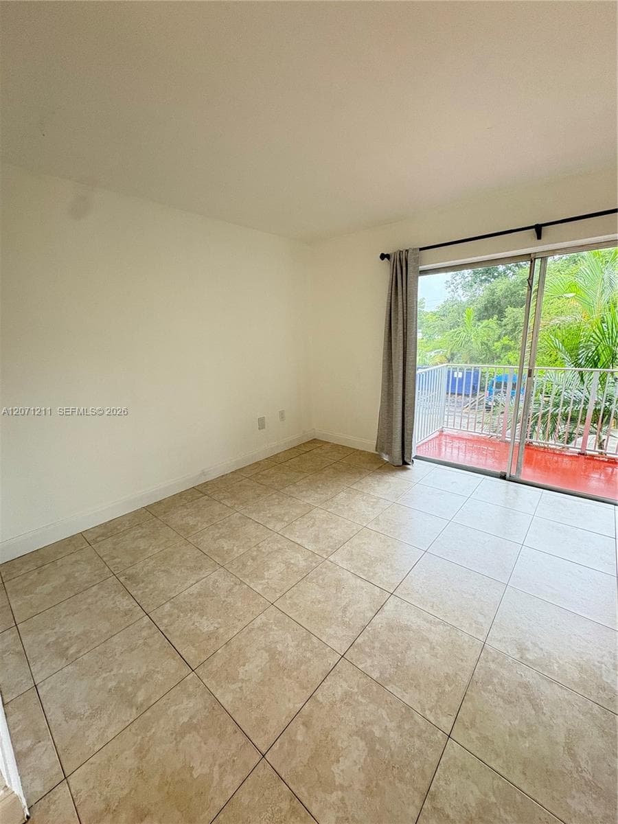SILVER PALMS AT DADELAND · #207N in Miami - Photo 9