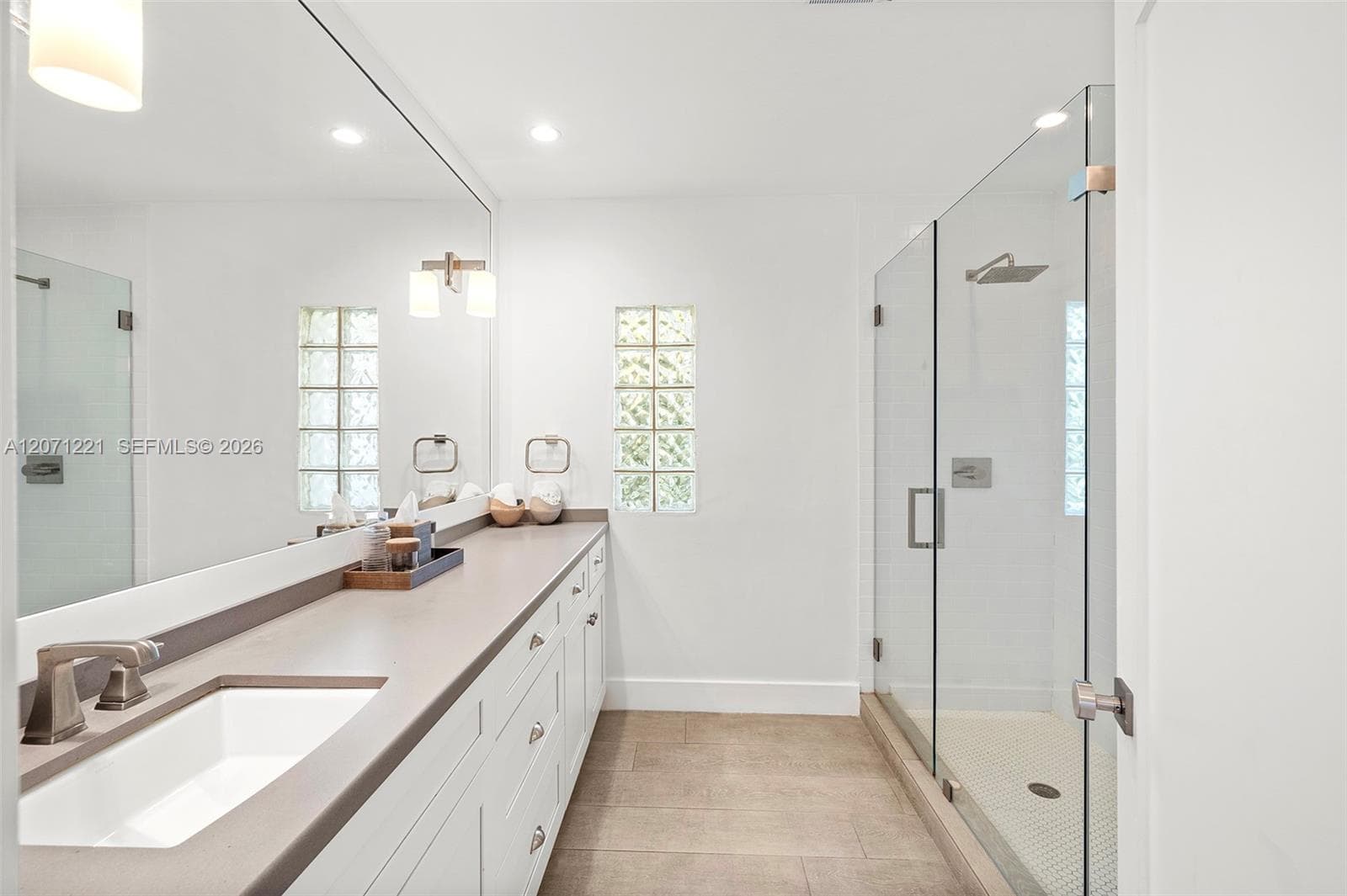 520 S Mashta Dr photo 27