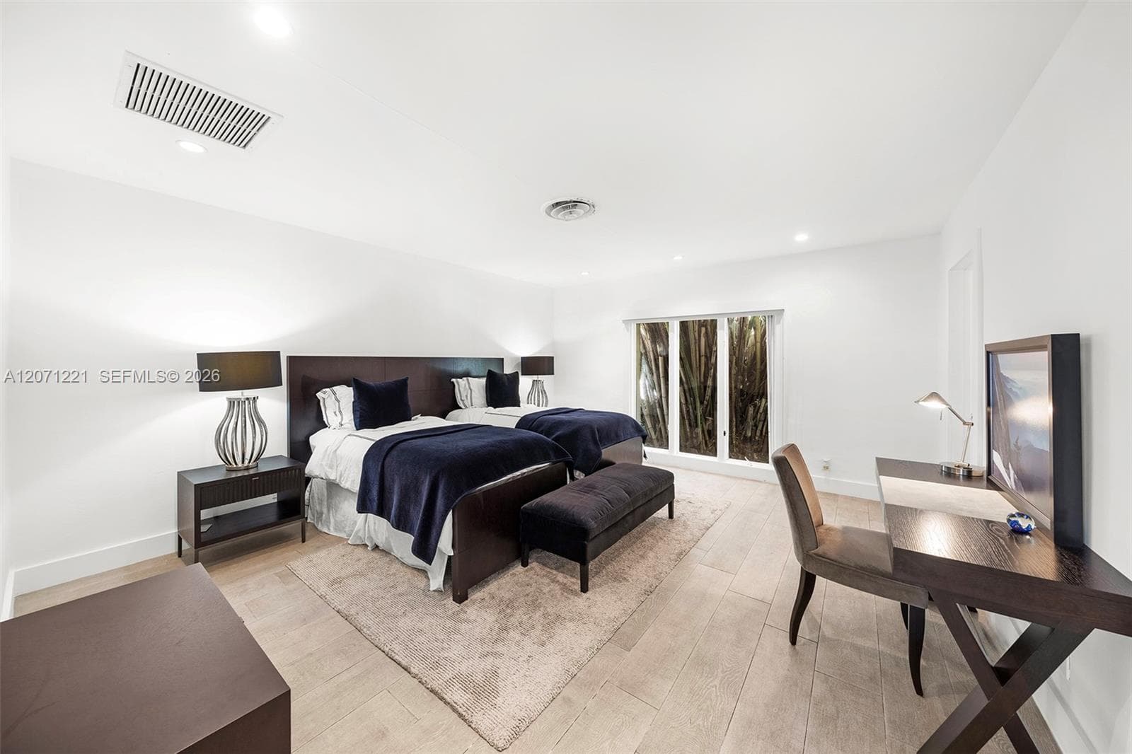 520 S Mashta Dr photo 25