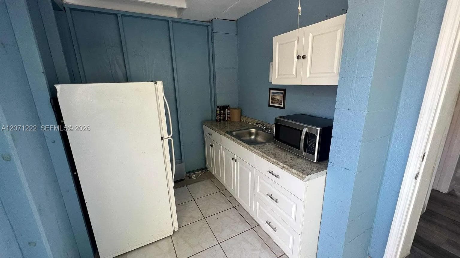 SILVER BLUFF GARDENS · #2 in Miami - Photo 10