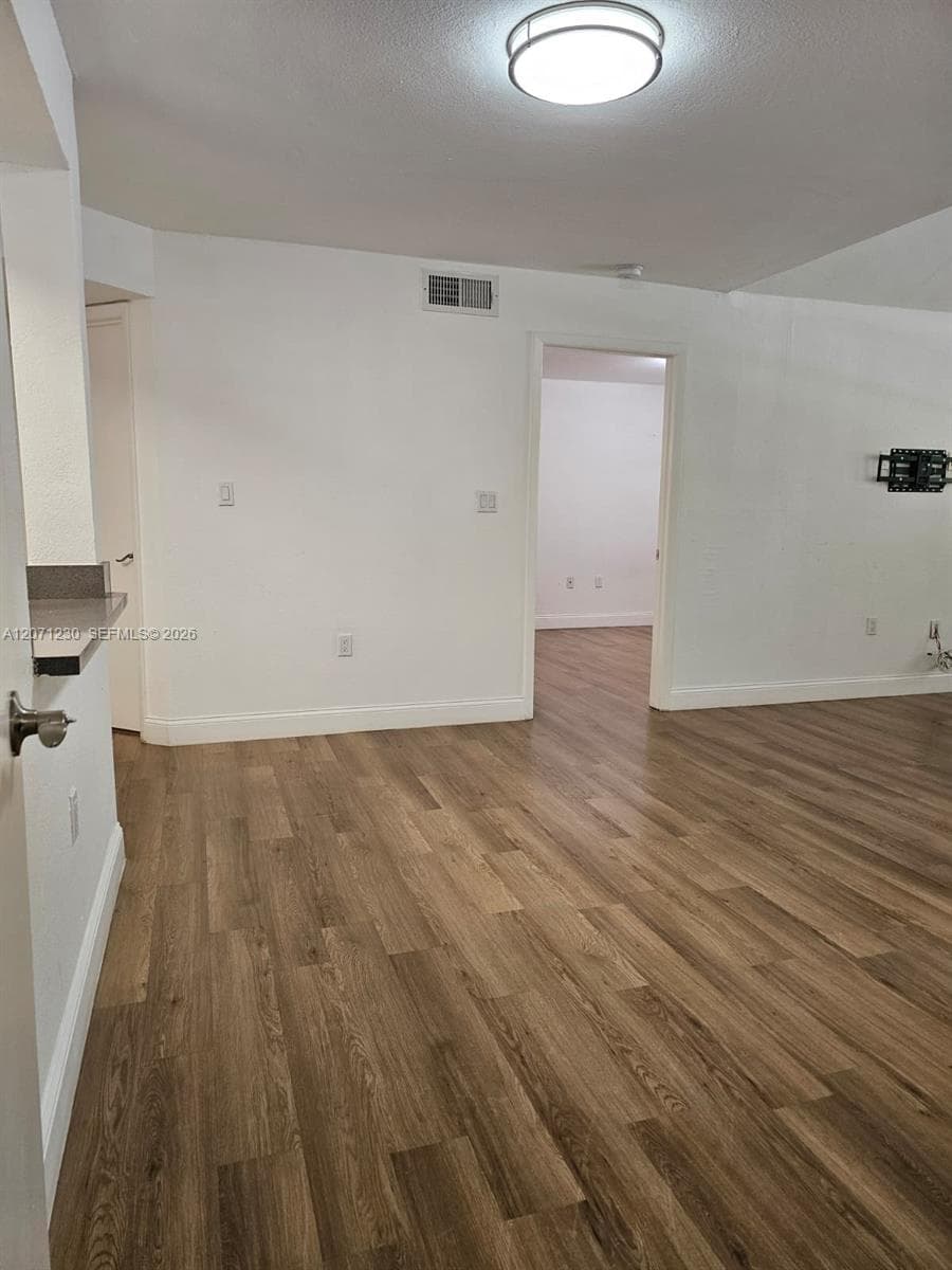 BISCAYNE BEACH CLUB CONDO · #7210 in Miami - Photo 13