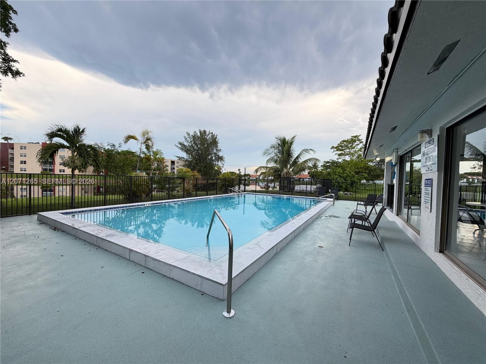 PENINSULA AT INTL GARDENS · #404 in Miami - Photo 25