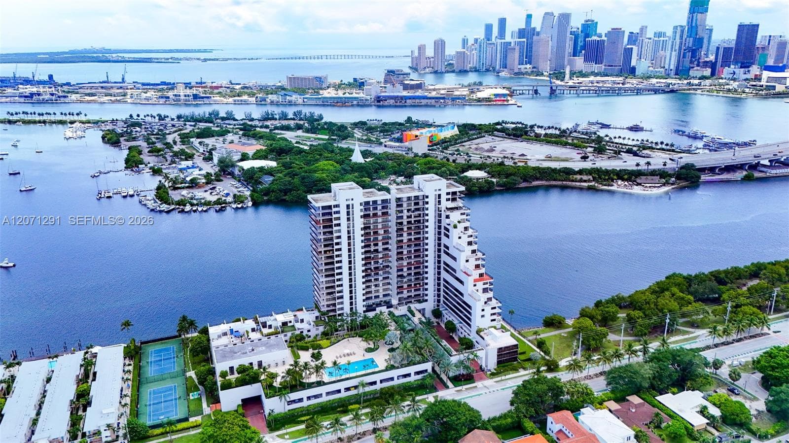 1000 Venetian Way · #1108 in Miami - Photo 38