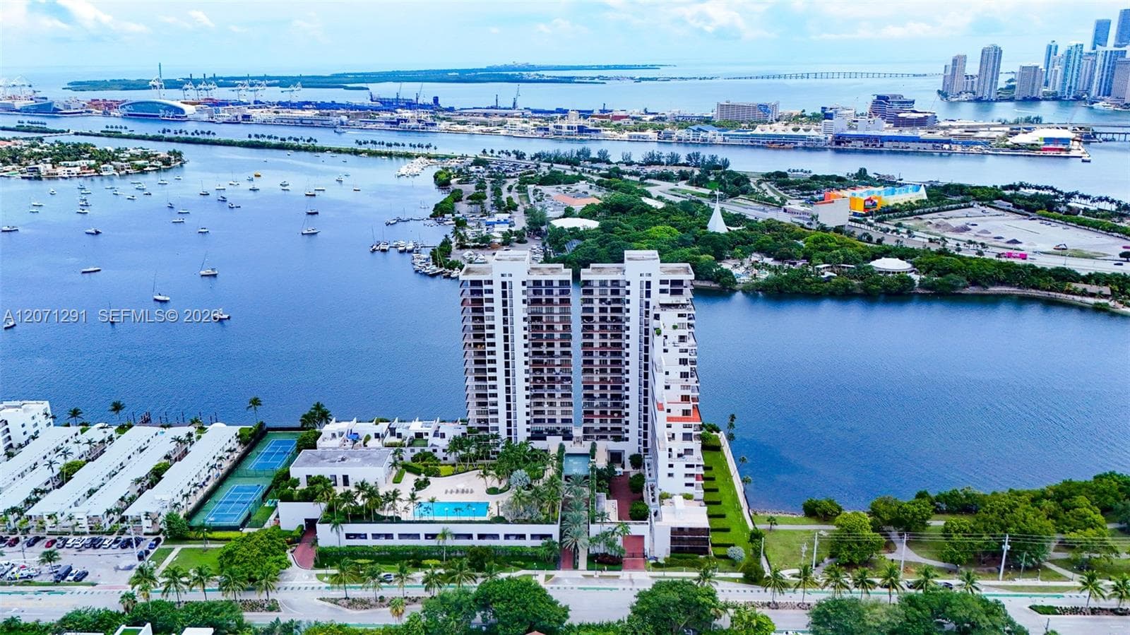 1000 Venetian Way · #1108 in Miami - Photo 37
