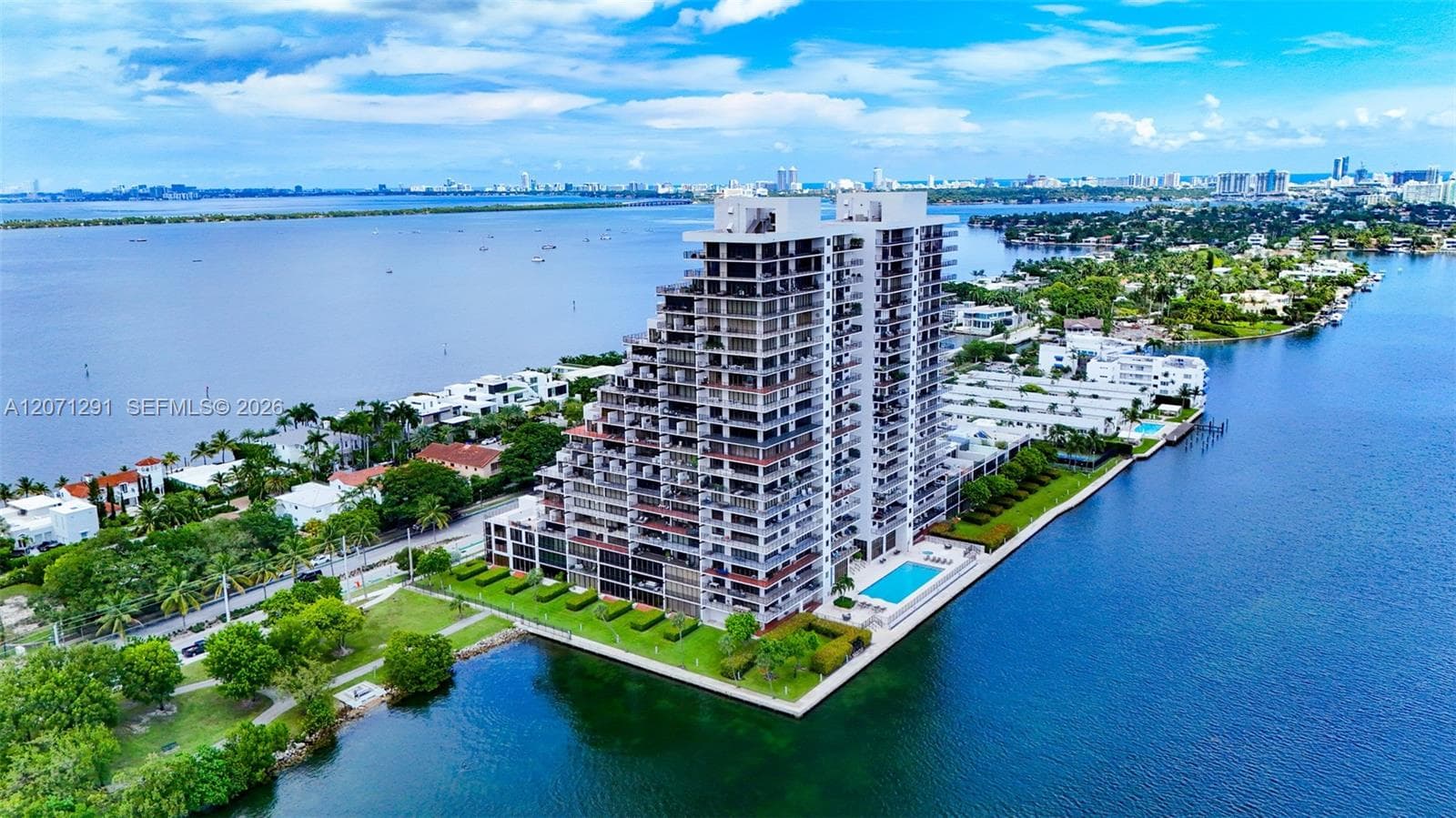 1000 Venetian Way · #1108 in Miami - Photo 35