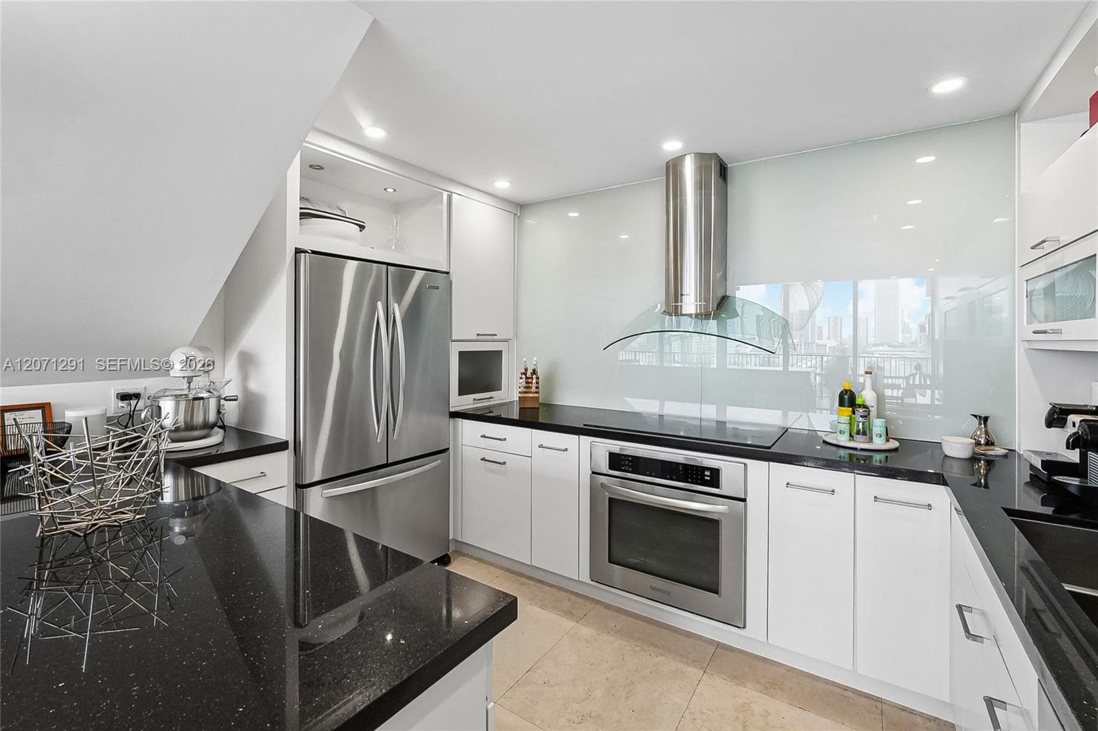 1000 Venetian Way · #1108 in Miami - Photo 8