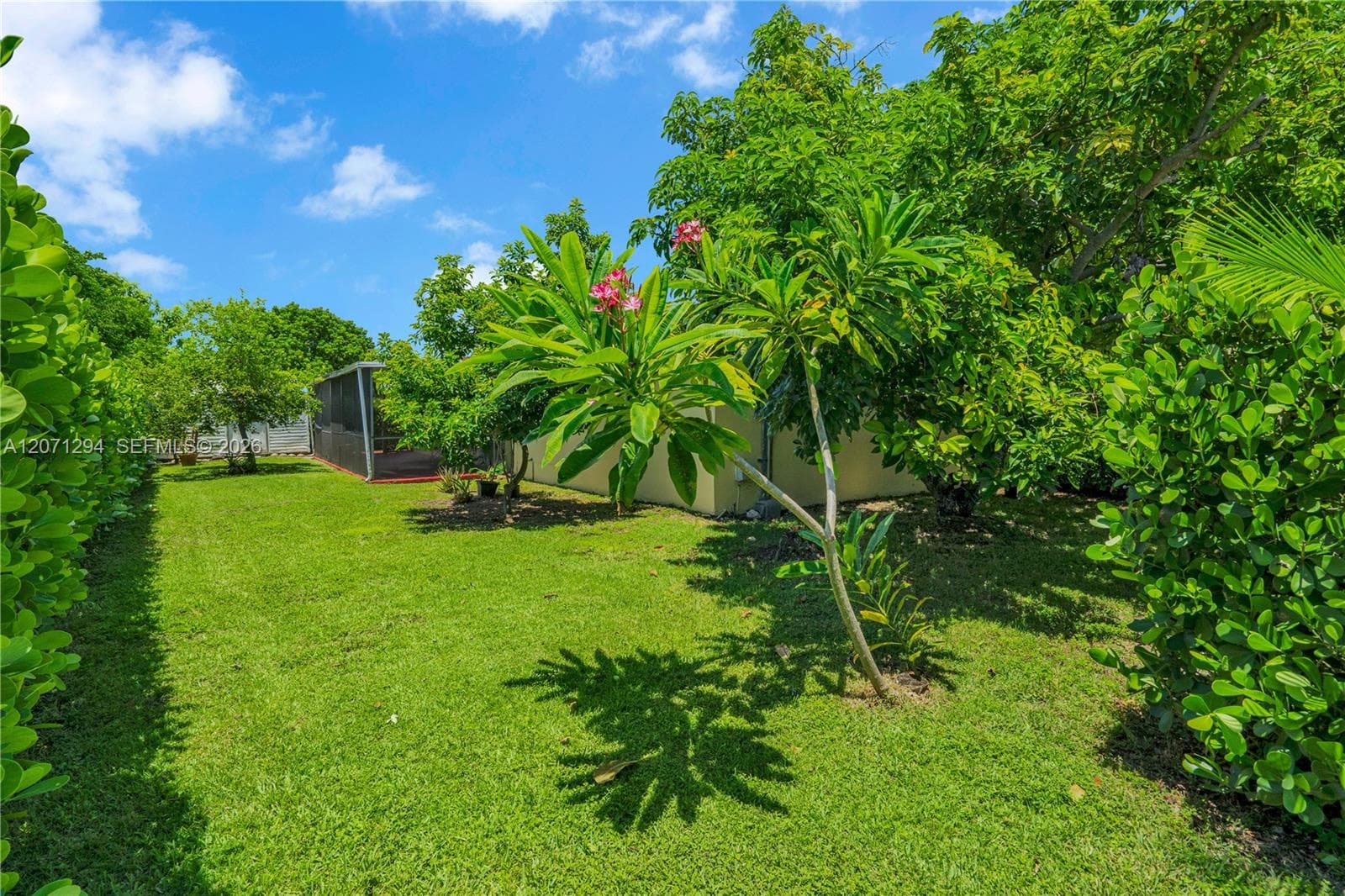 12900 SW 81st St photo 38