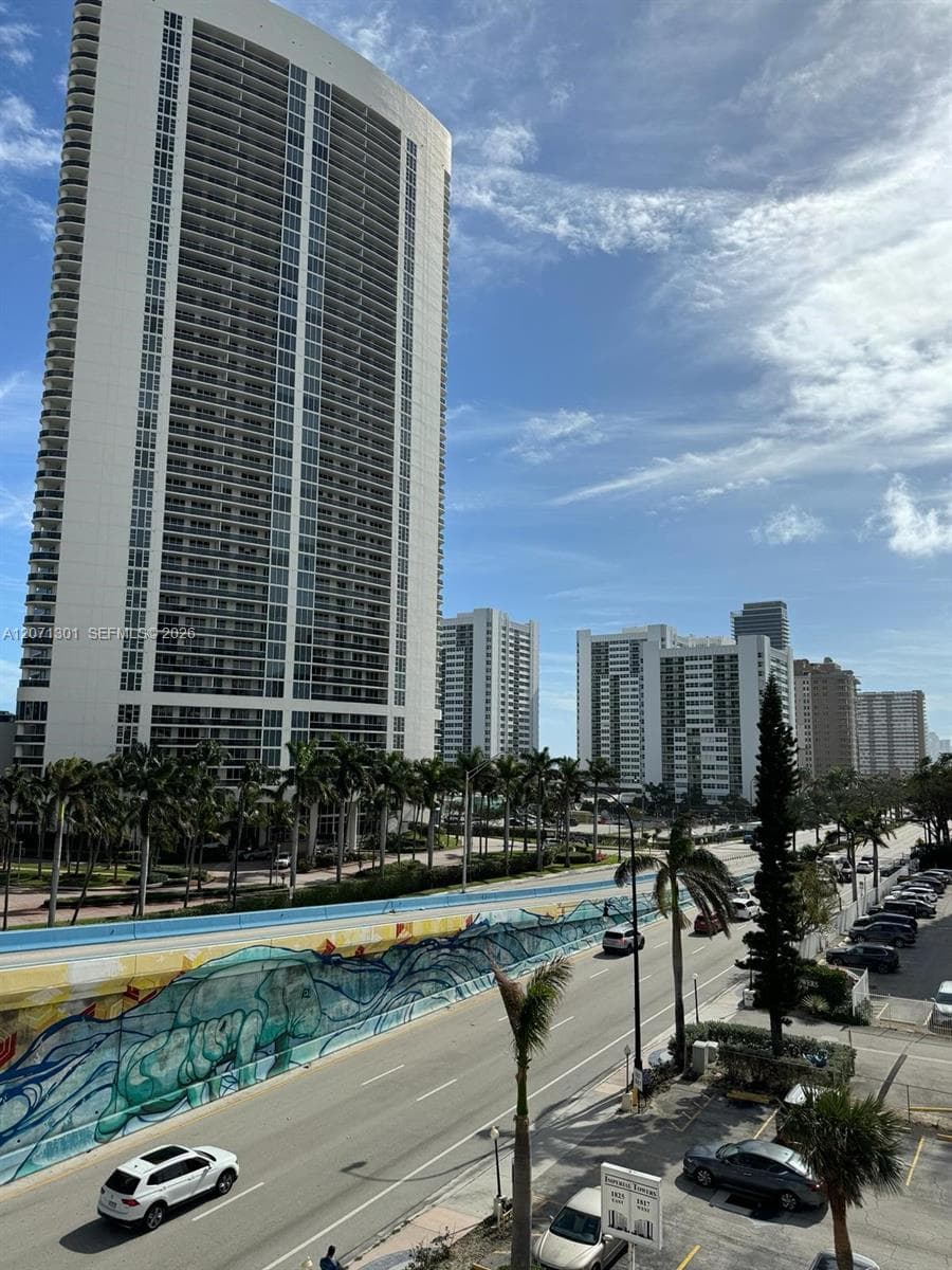 IMPERIAL TOWERS CONDO · #514 in Hallandale Beach - Photo 2