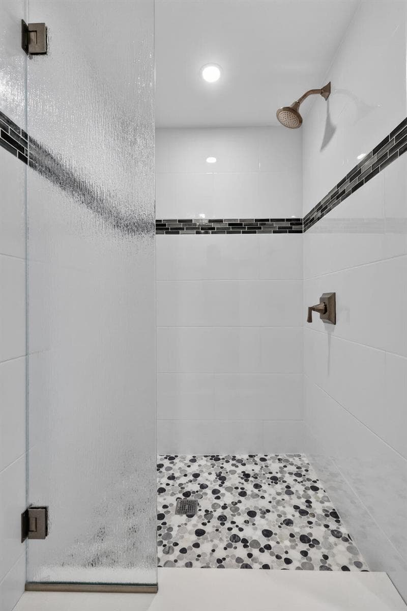 Middle Shower 3