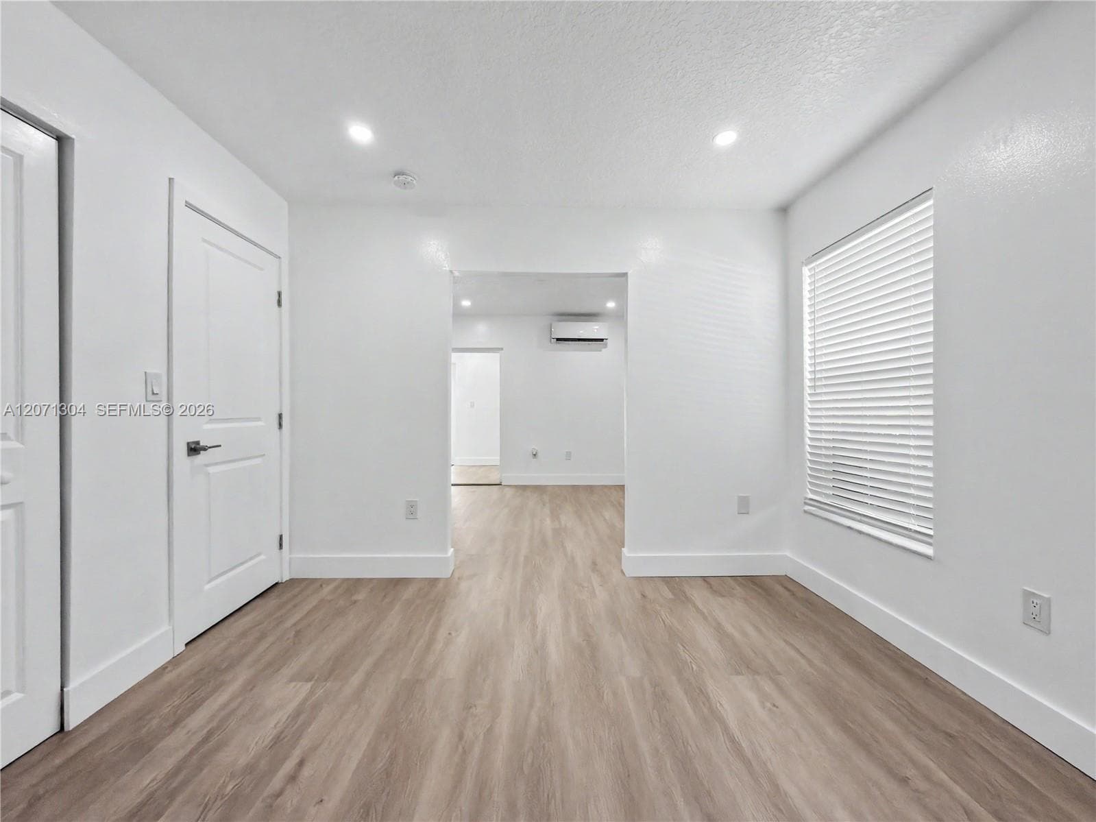 13710 SW 18th Ter photo 27