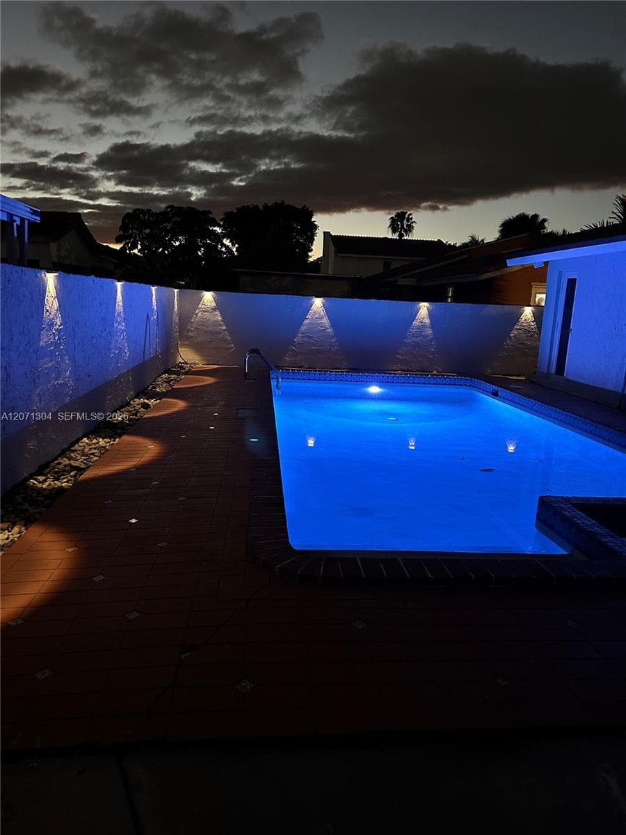 13710 SW 18th Ter photo 56
