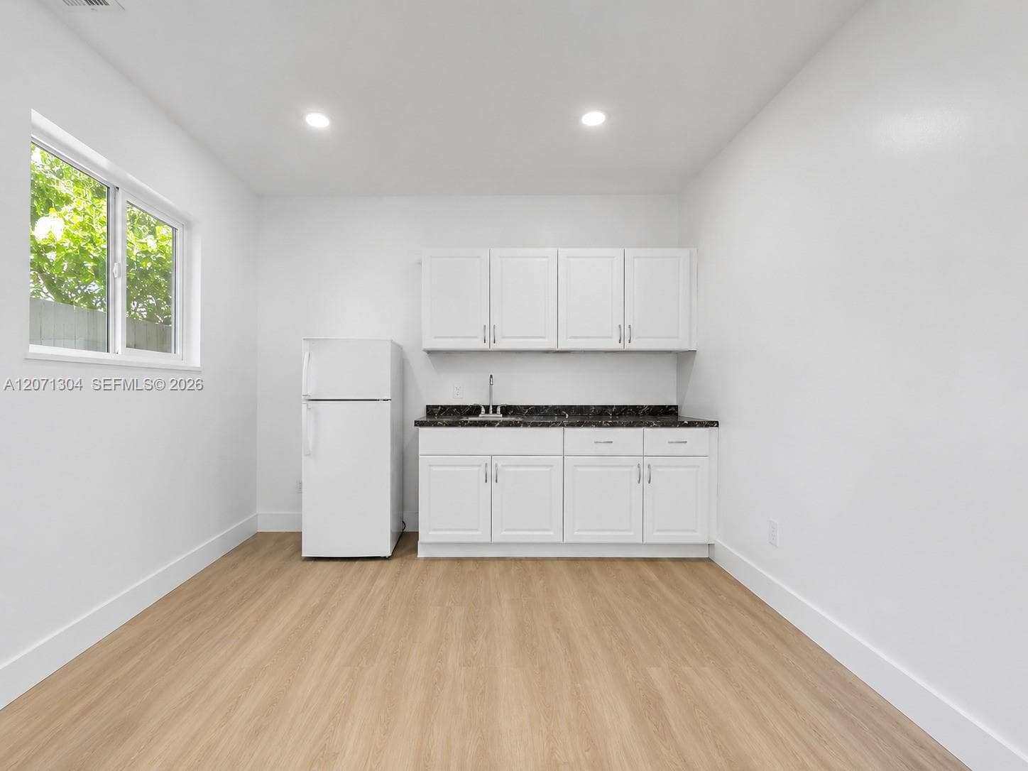 13710 SW 18th Ter photo 22