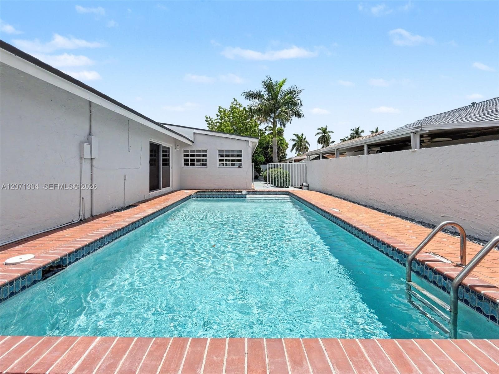 13710 SW 18th Ter photo 38