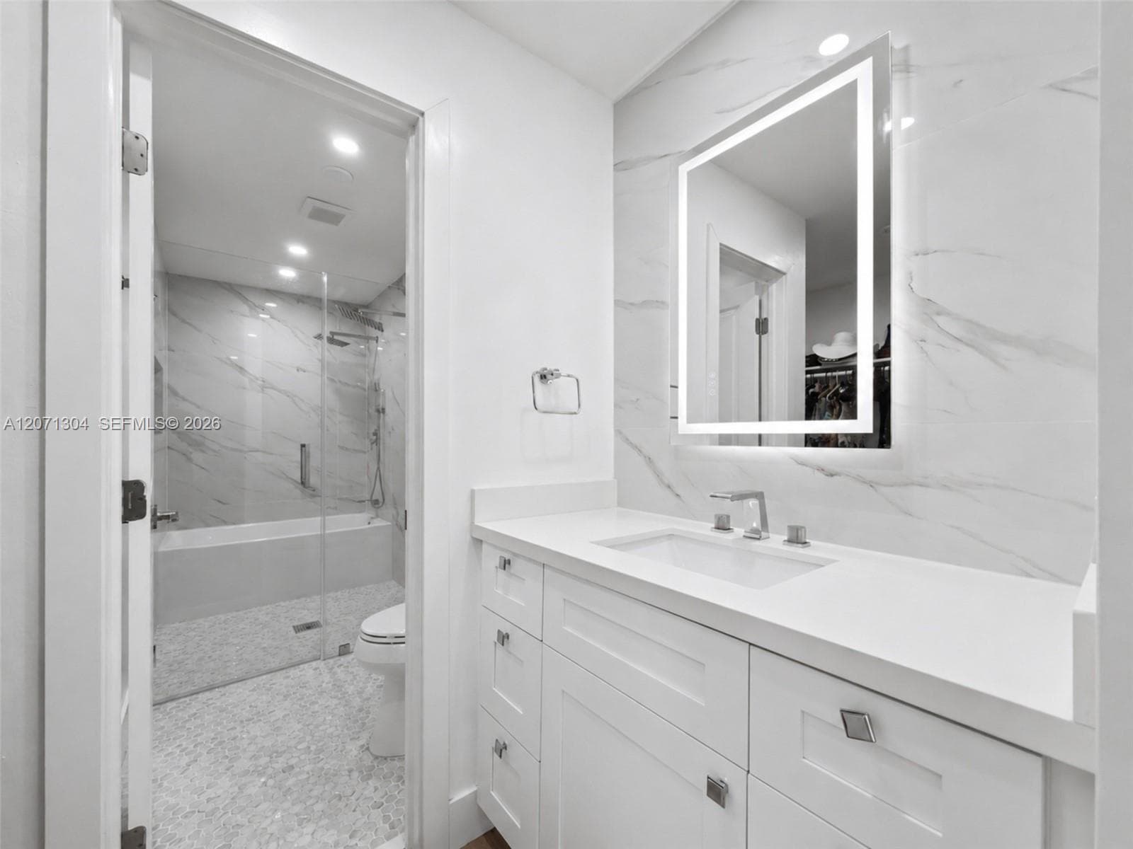 13710 SW 18th Ter photo 44