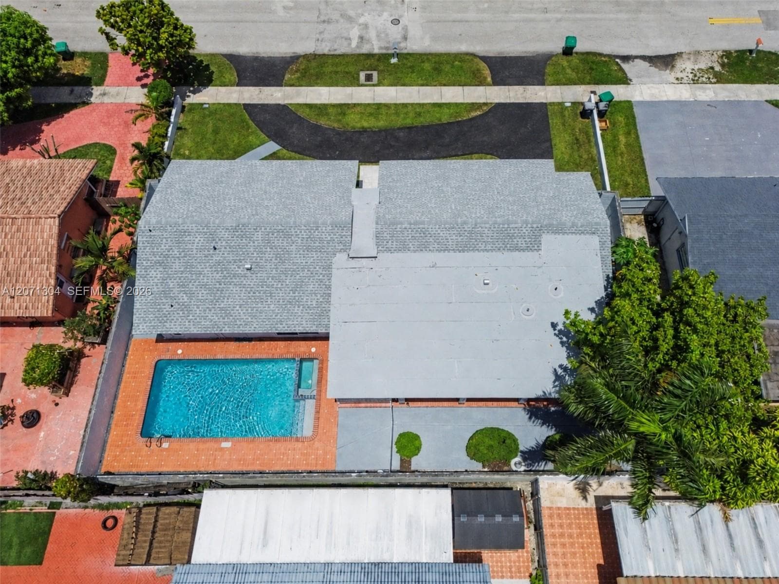13710 SW 18th Ter photo 40