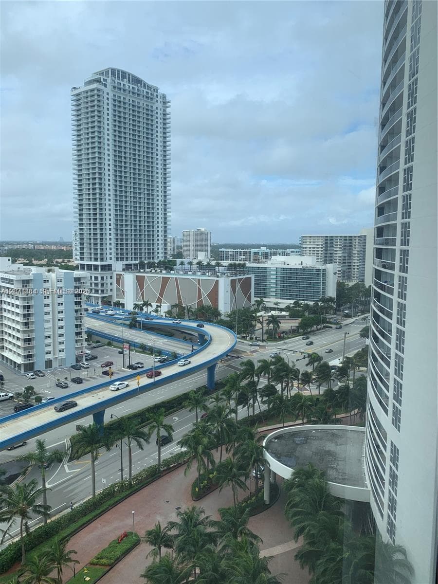 BEACH CLUB TWO · #1607 in Hallandale Beach - Photo 2