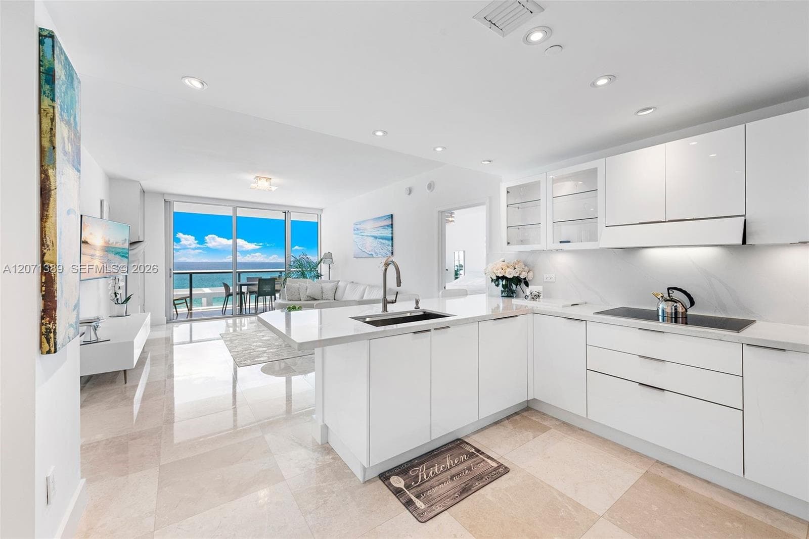 Carillon Miami Beach · #804 in Miami Beach - Photo 3