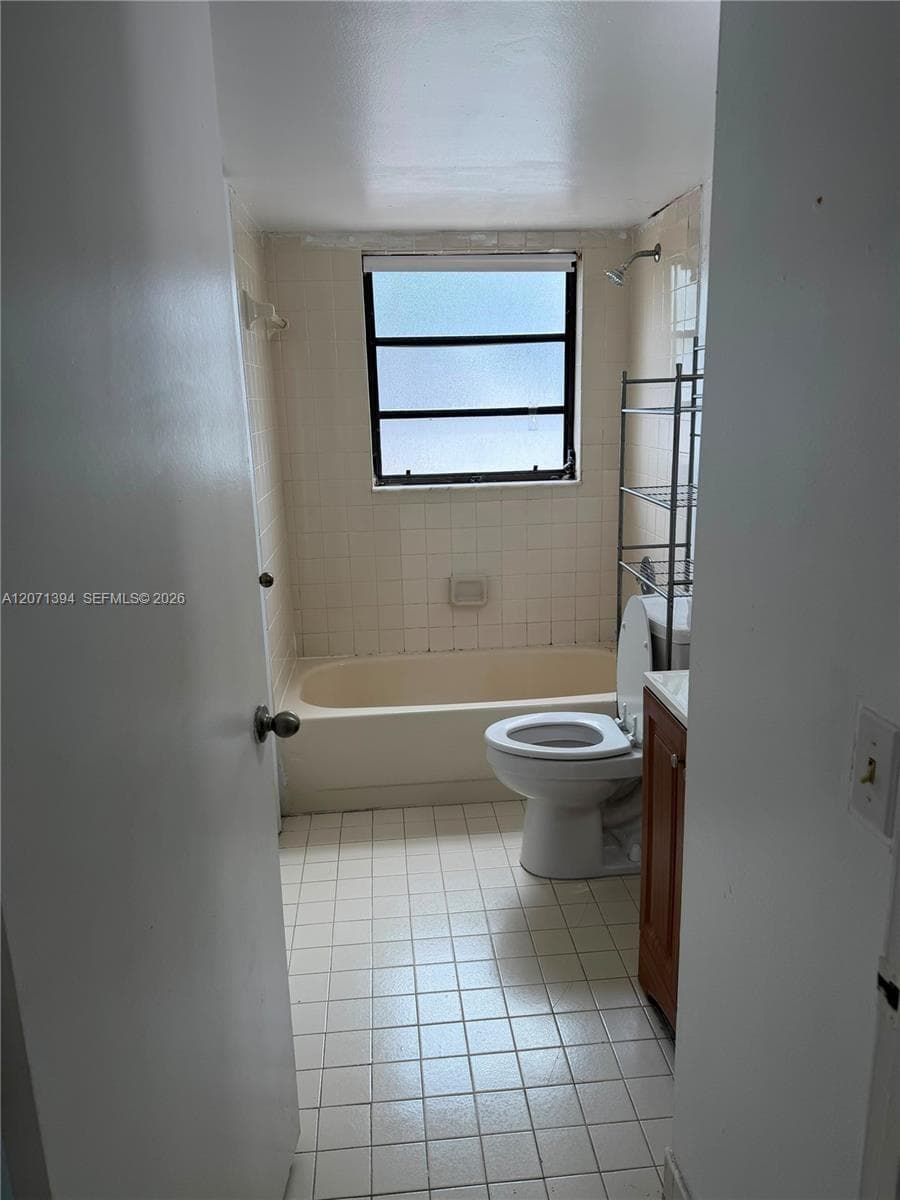 KENLAND POINTE CONDO #1 · #N102 in Miami - Photo 5