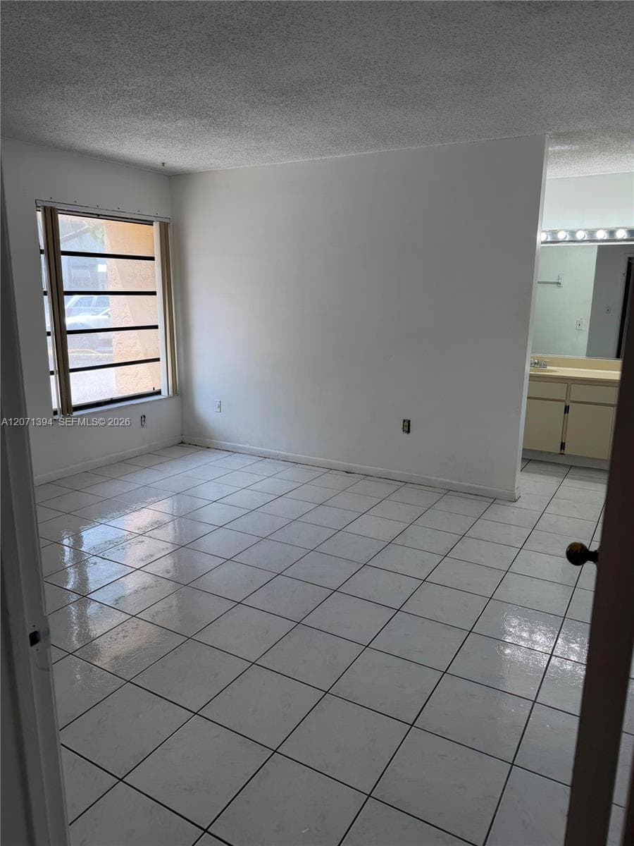 KENLAND POINTE CONDO #1 · #N102 in Miami - Photo 15