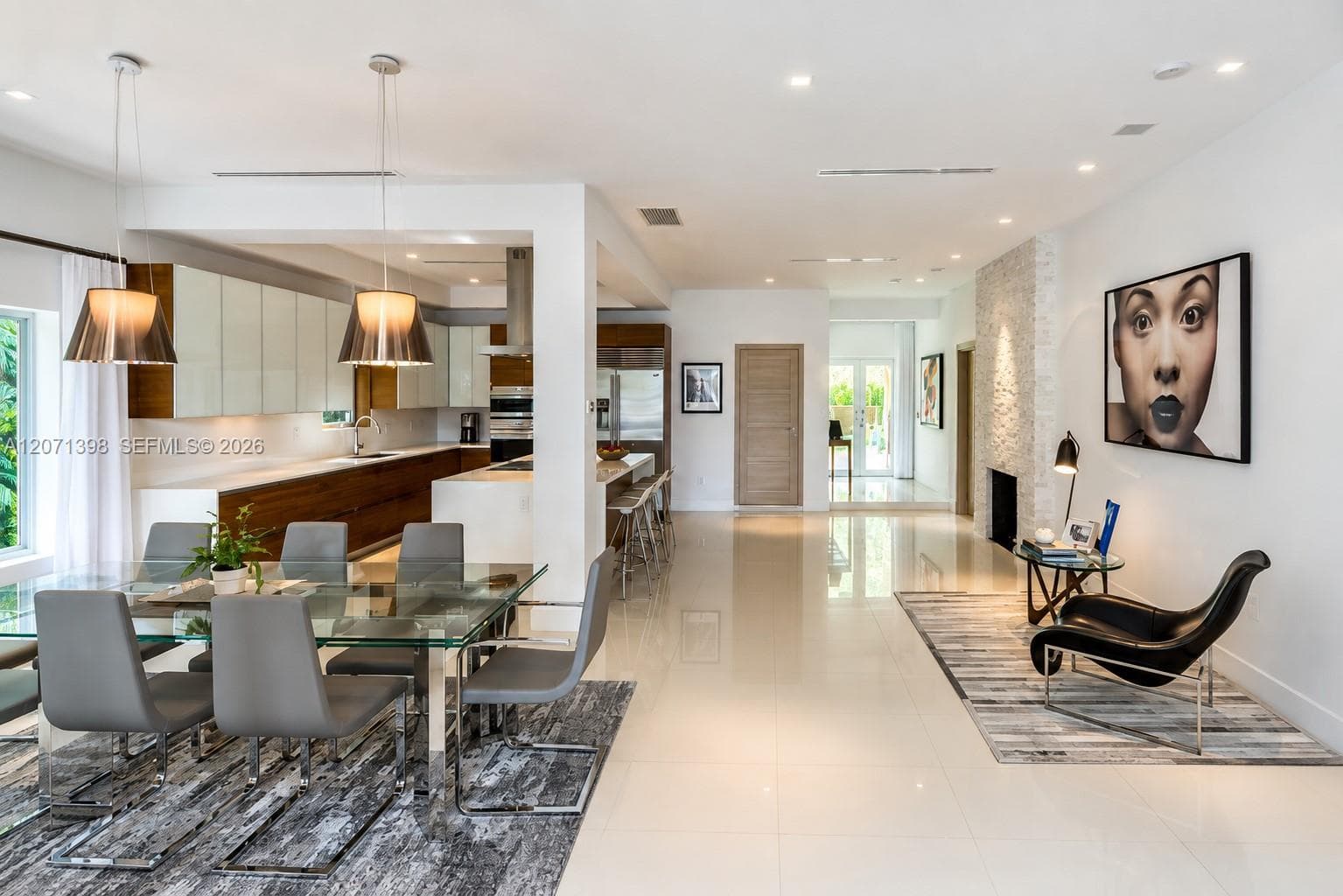 455 E Dilido Dr photo 22