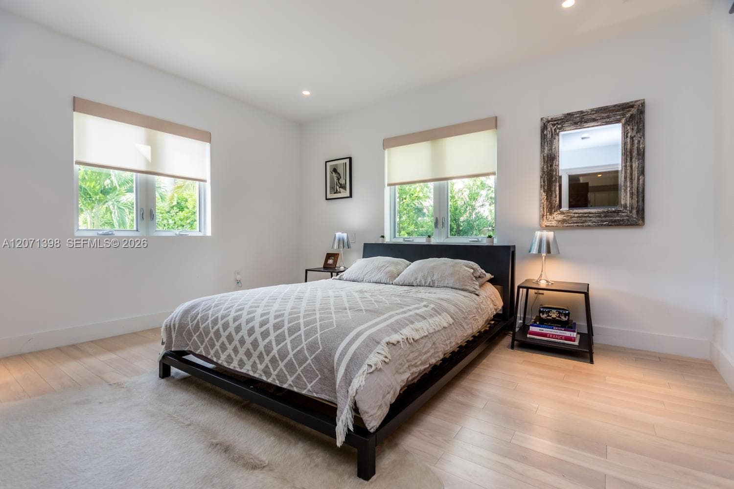 455 E Dilido Dr photo 38