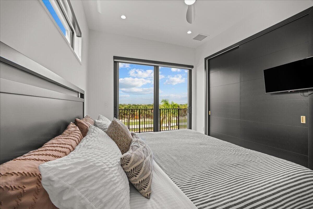 BEDROOM3