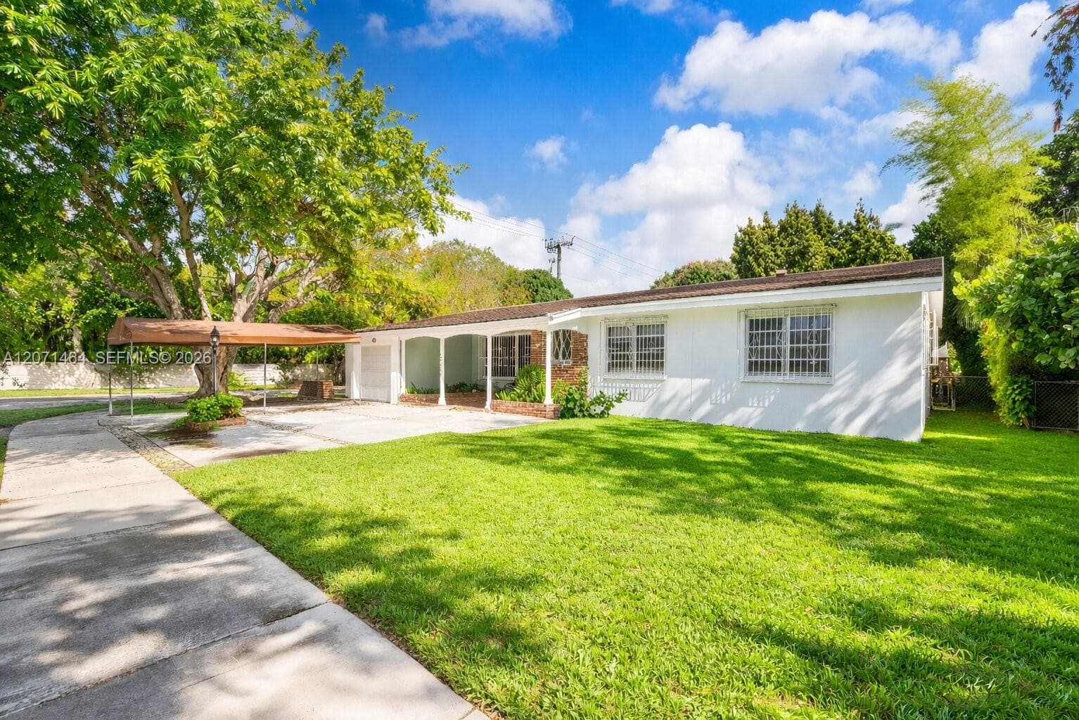 5775 SW 57th Ter photo 1