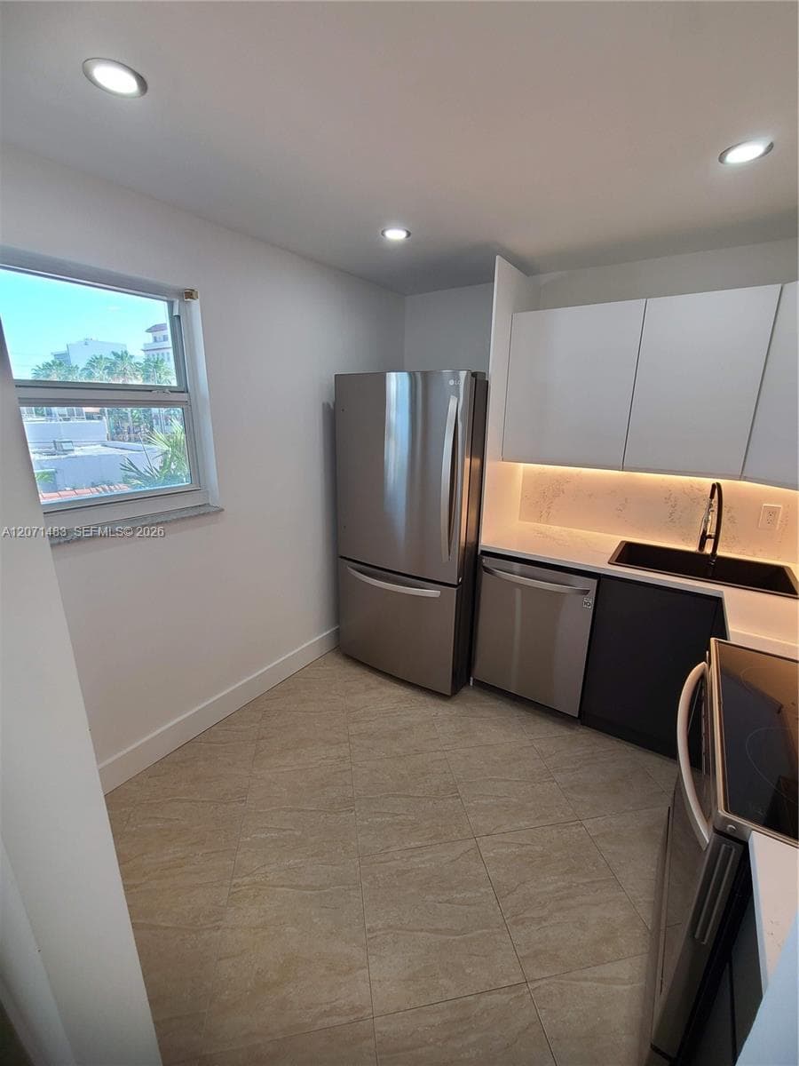 JEFFERSON PLAZA CONDO · #403 in Miami Beach - Photo 6
