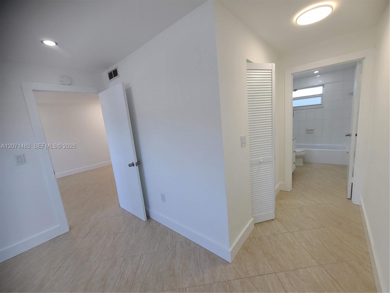 JEFFERSON PLAZA CONDO · #403 in Miami Beach - Photo 32