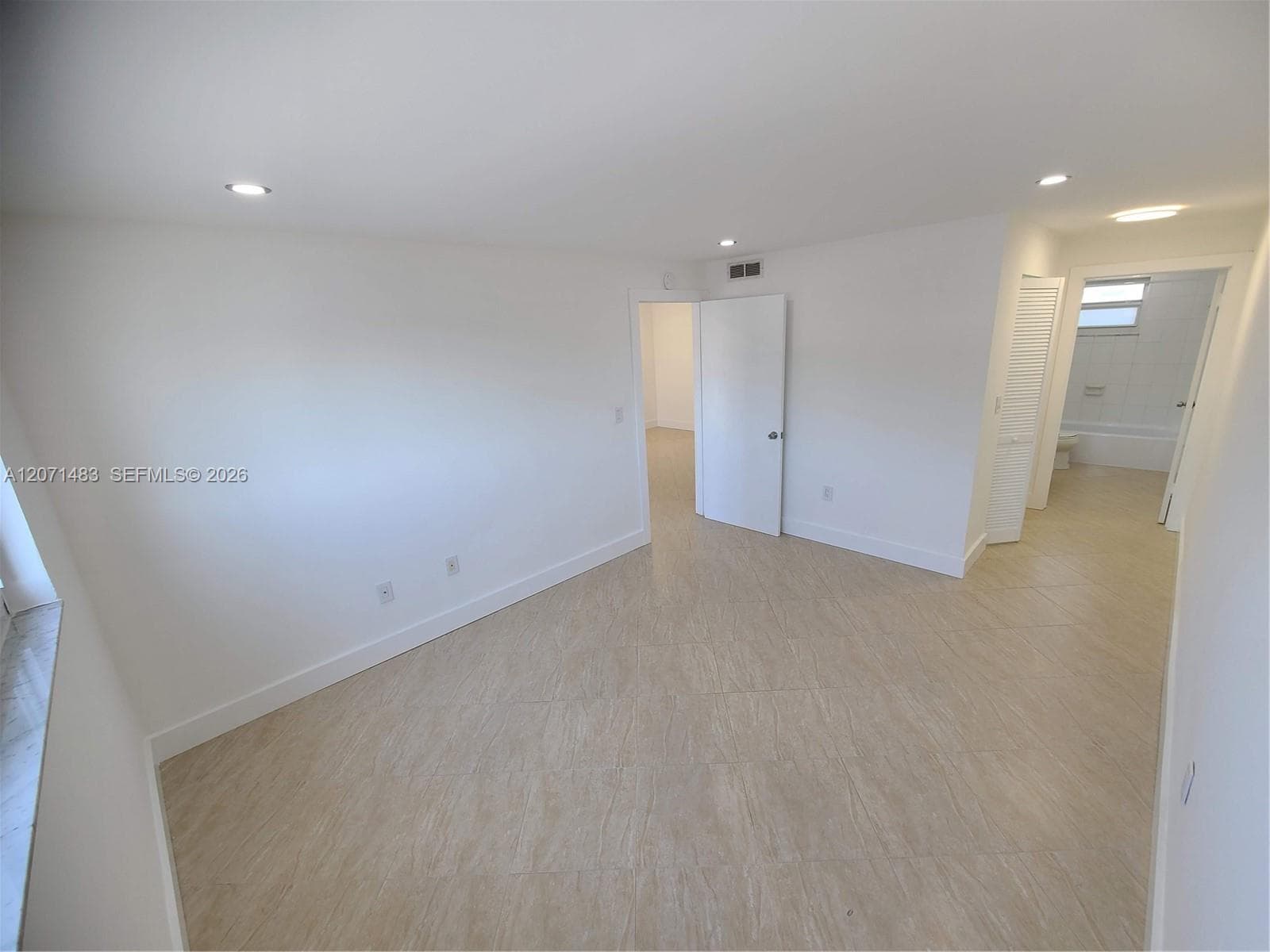 JEFFERSON PLAZA CONDO · #403 in Miami Beach - Photo 30