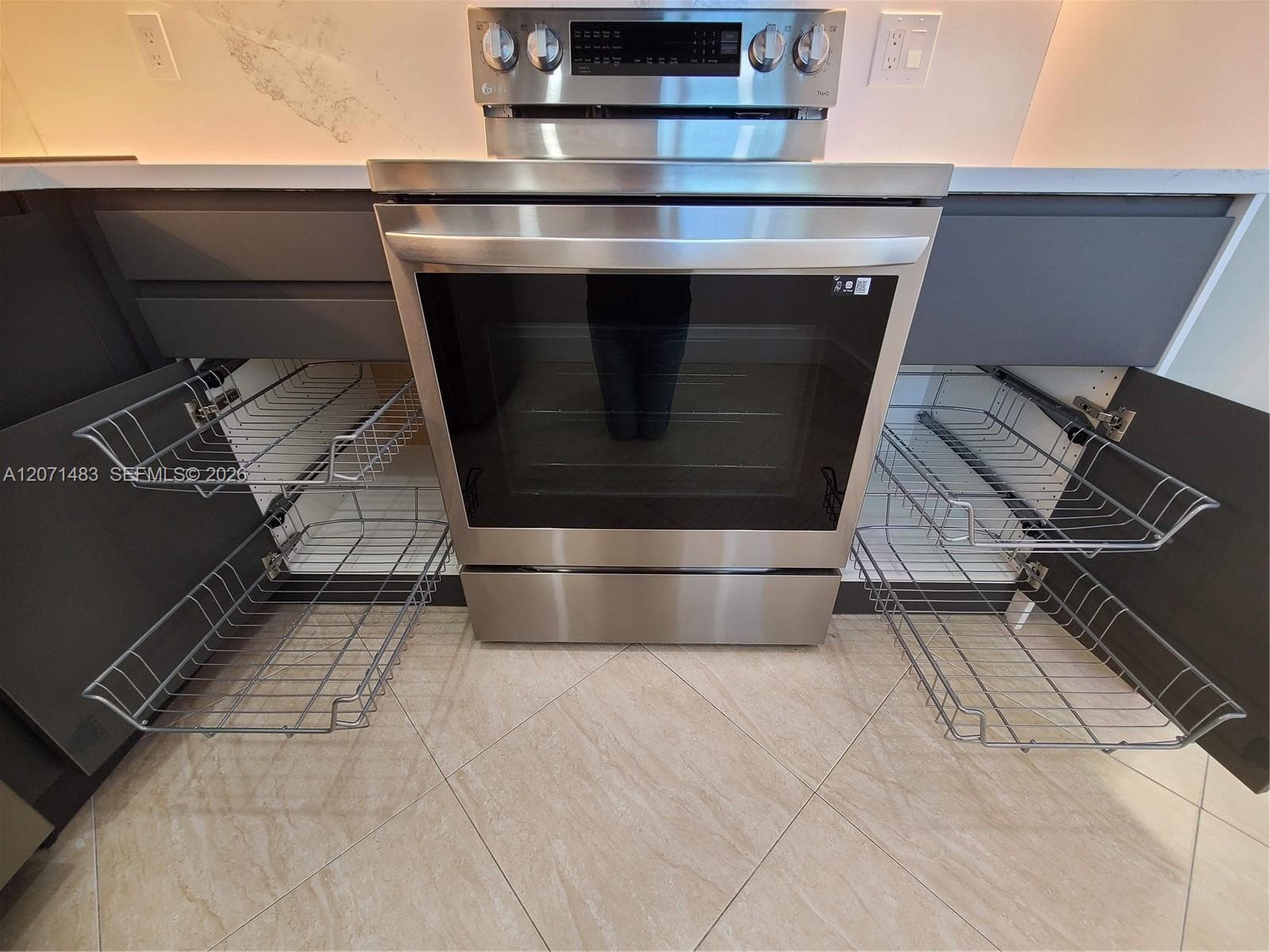 JEFFERSON PLAZA CONDO · #403 in Miami Beach - Photo 8