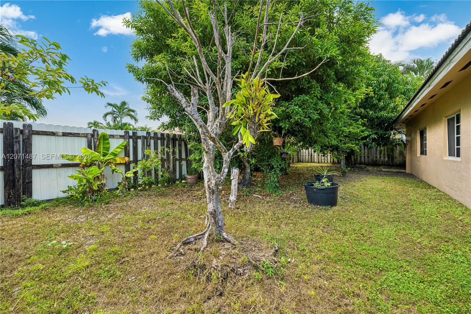 1220 SW 139th Ave photo 25