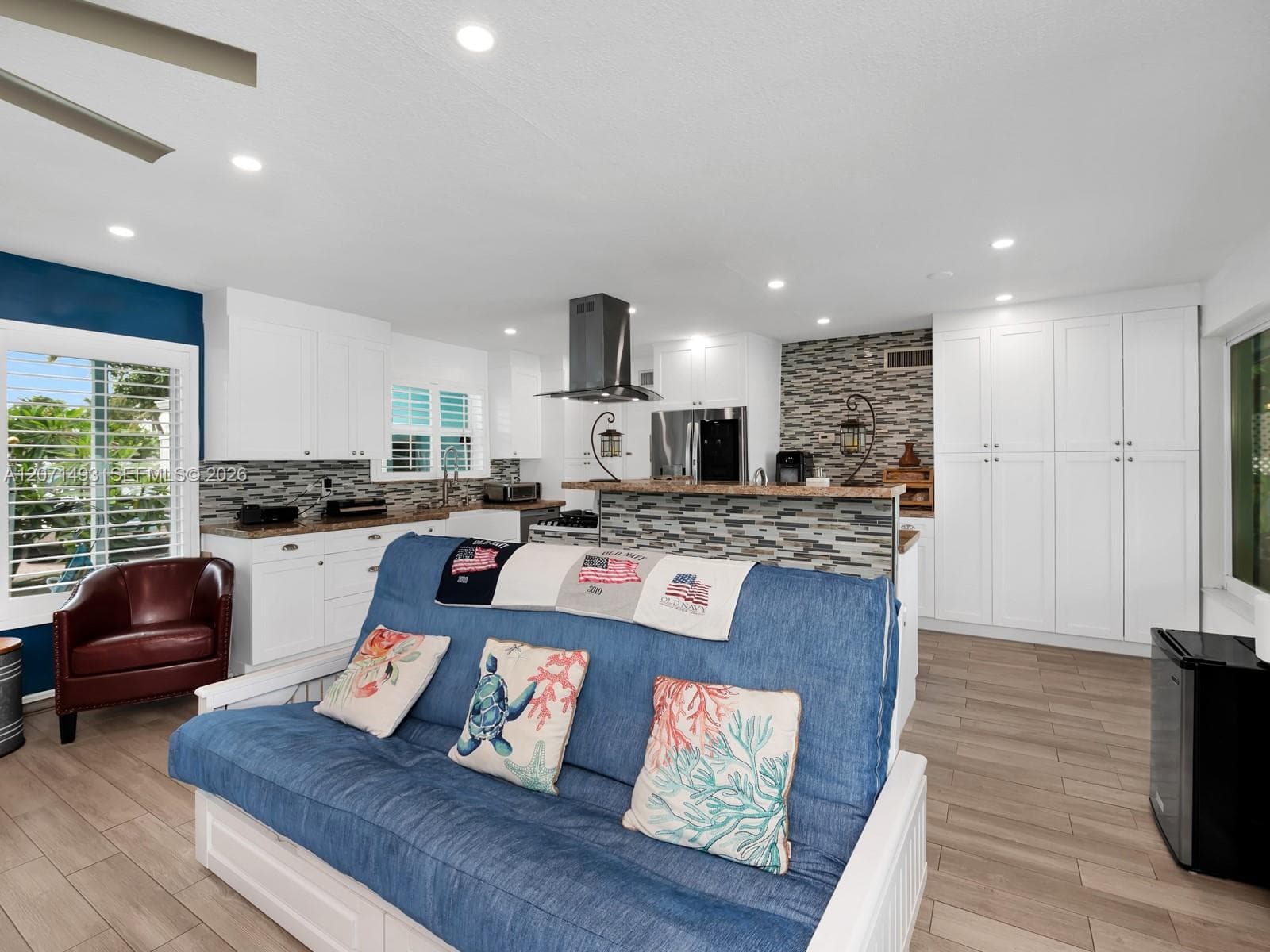 2049 Windward Dr photo 24