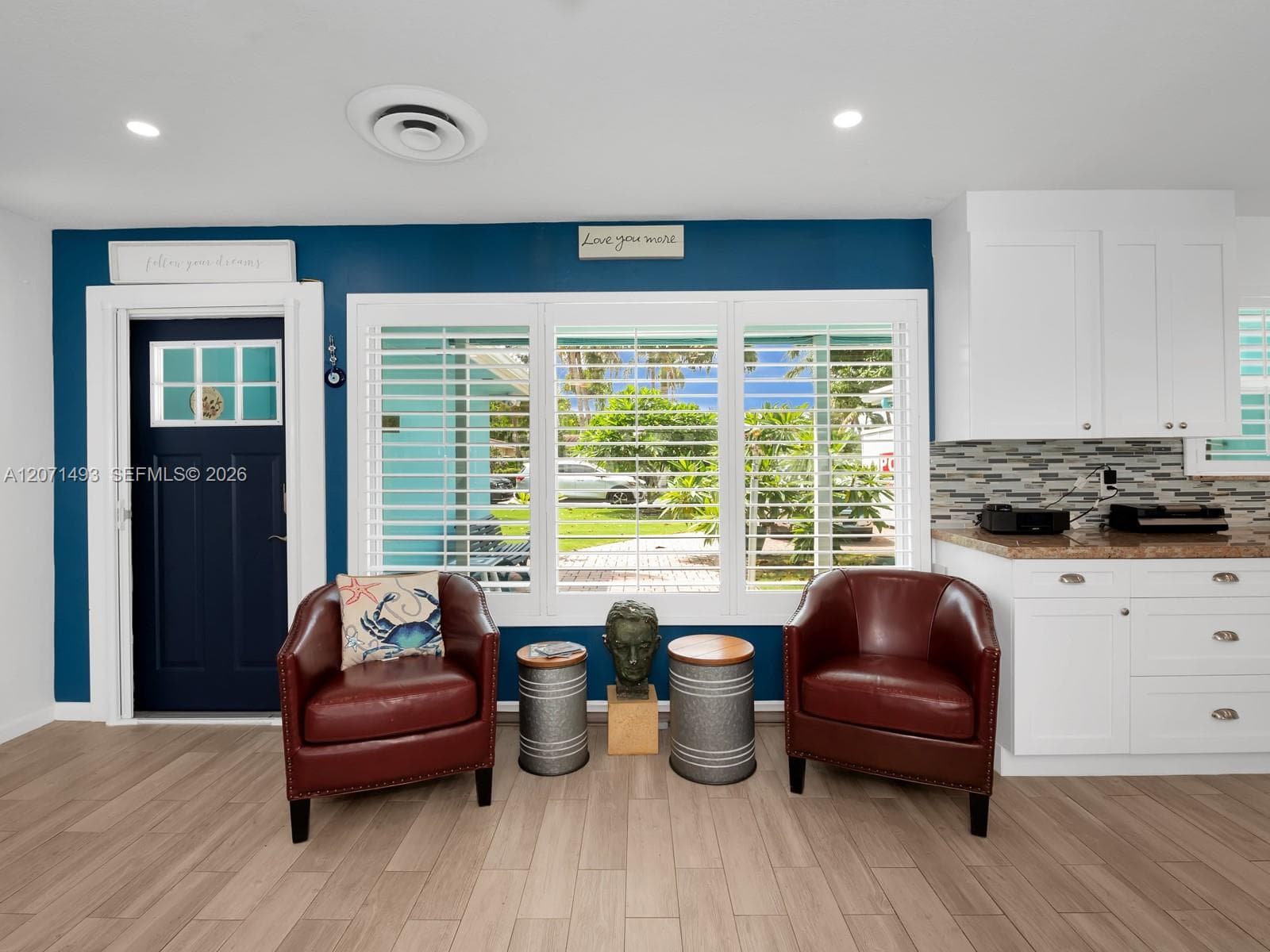2049 Windward Dr photo 14