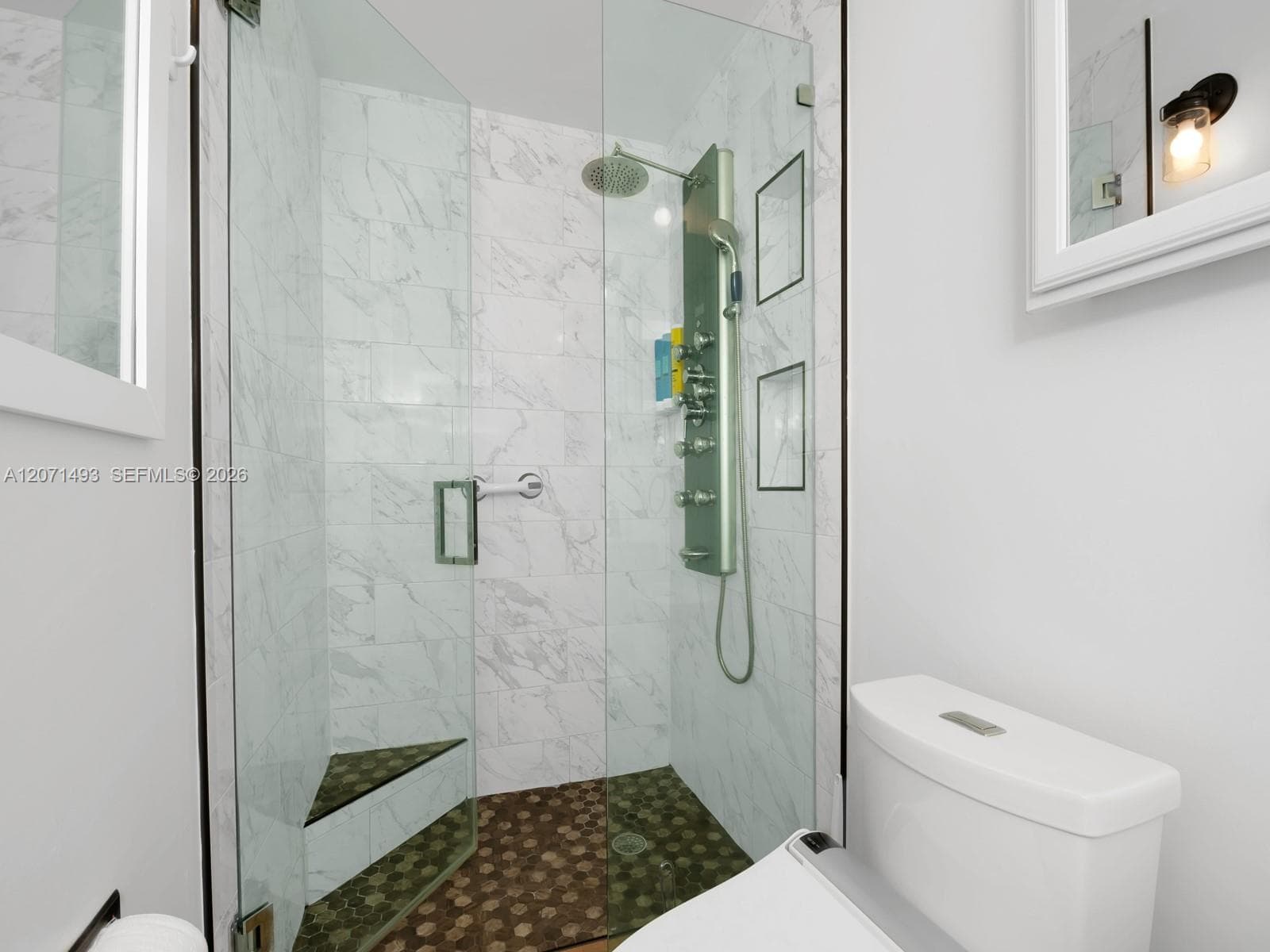 2049 Windward Dr photo 29