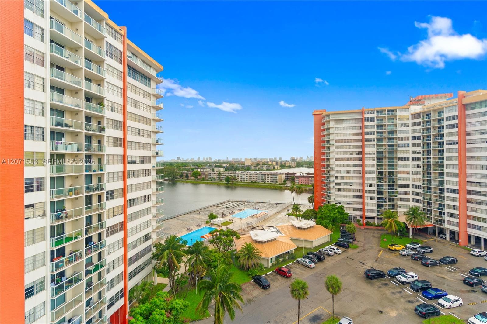 BUCKLEY TOWERS CONDO · #1025W in Miami - Photo 2