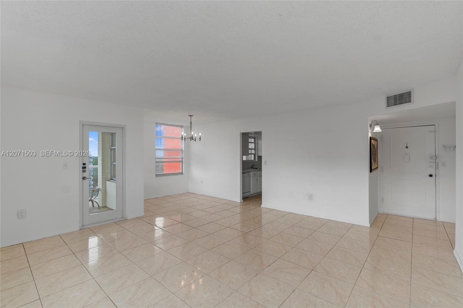 BUCKLEY TOWERS CONDO · #1025W in Miami - Photo 12
