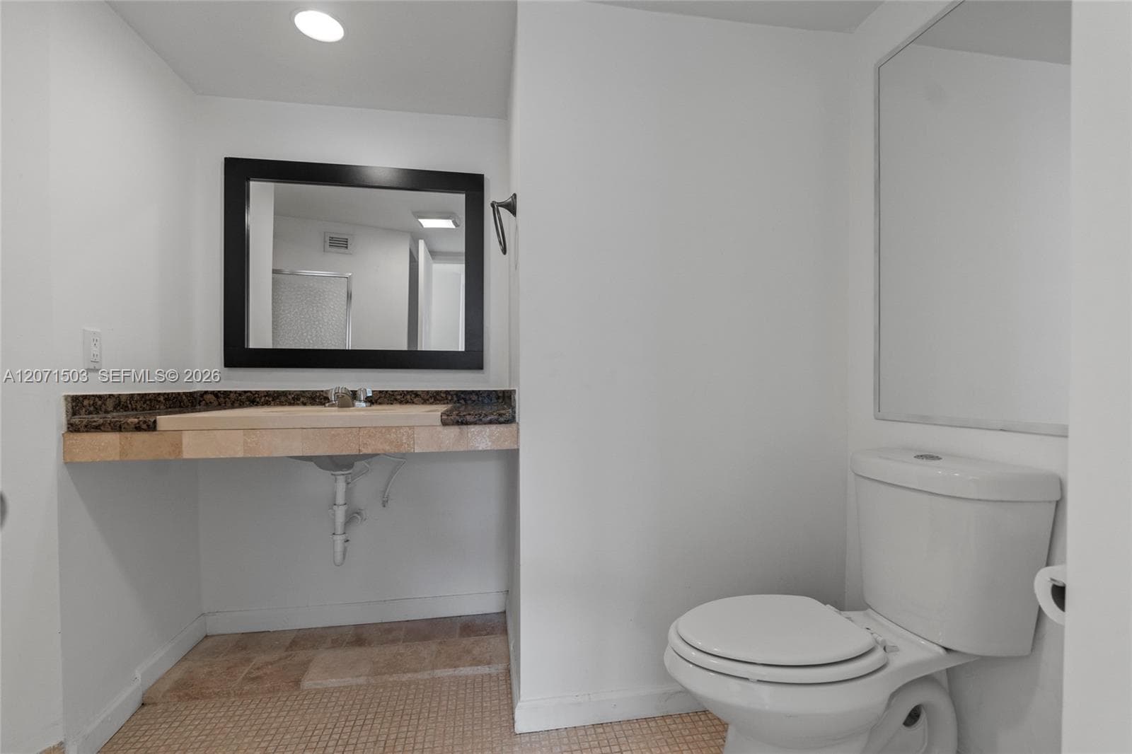 BUCKLEY TOWERS CONDO · #1025W in Miami - Photo 20