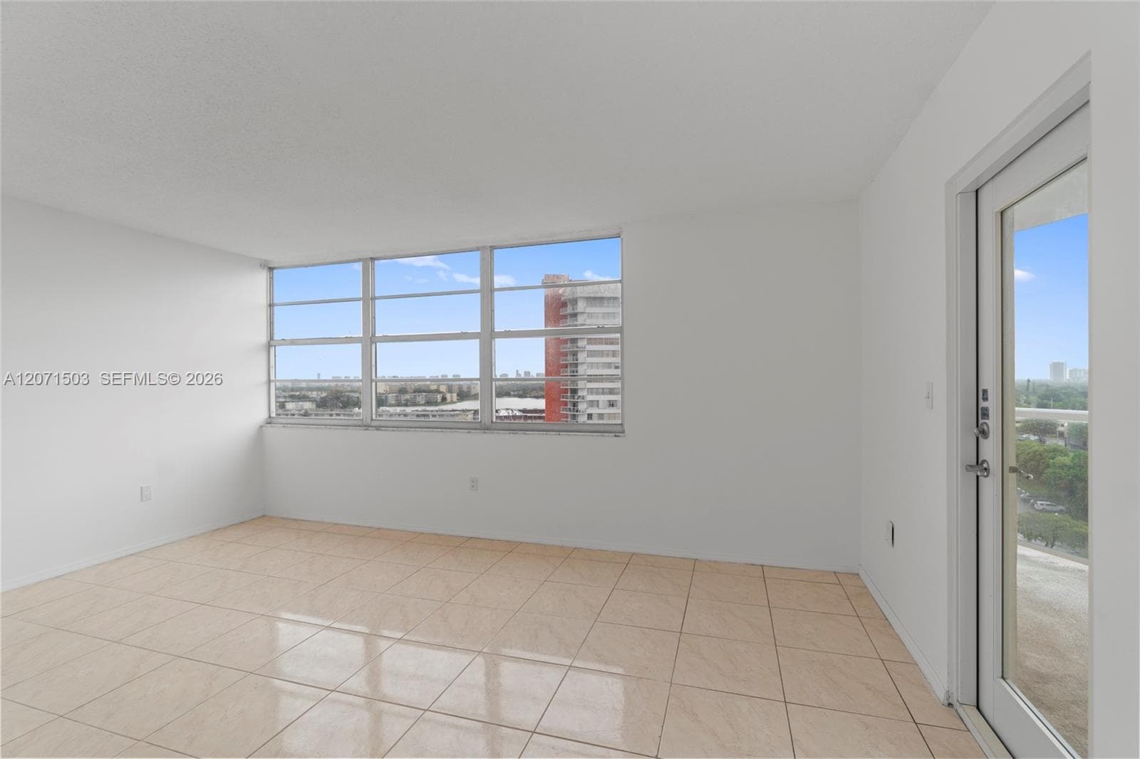 BUCKLEY TOWERS CONDO · #1025W in Miami - Photo 14