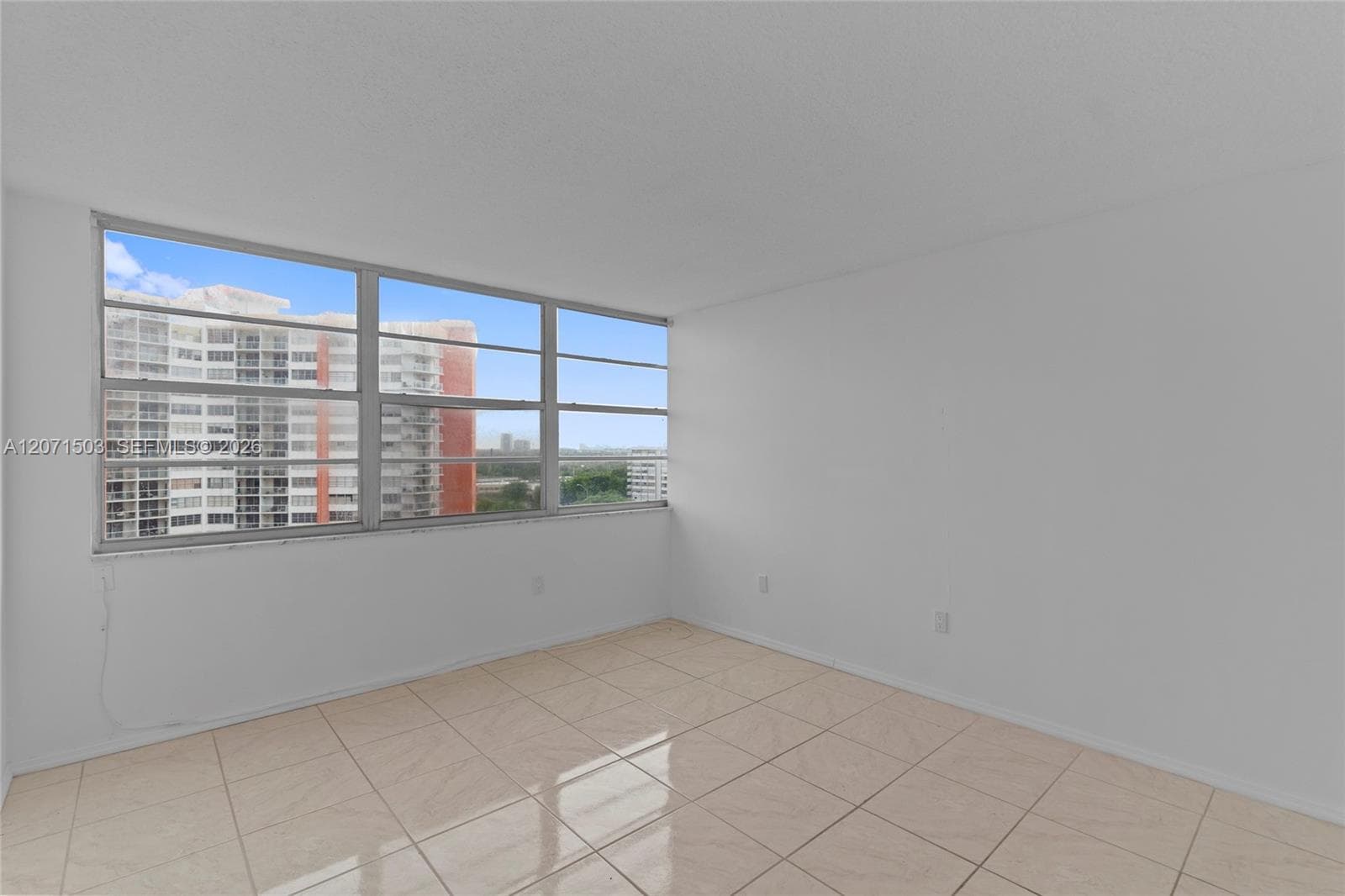 BUCKLEY TOWERS CONDO · #1025W in Miami - Photo 29